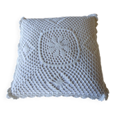 Coussin avec housse en crochet blanc