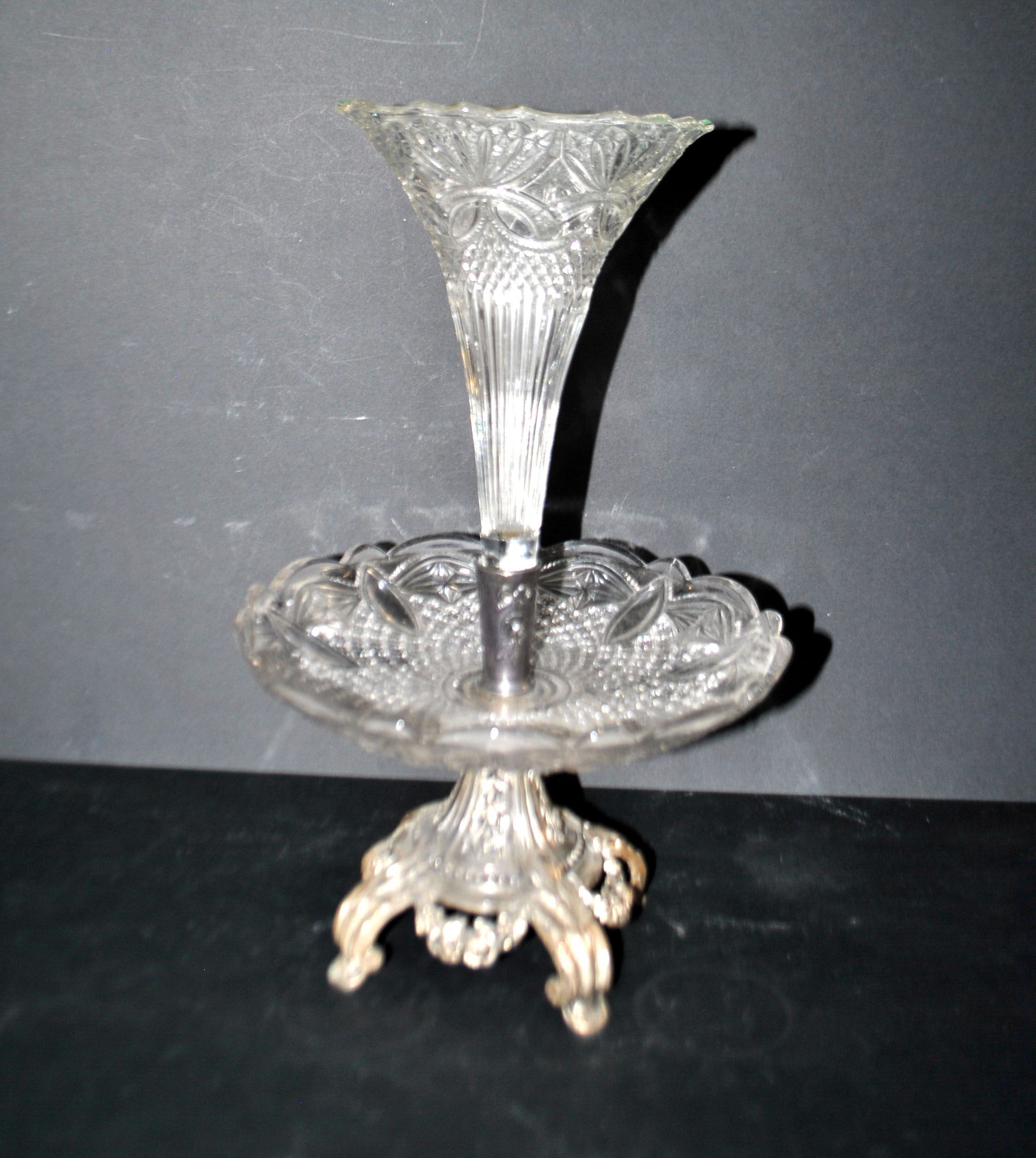 Romantic centrepiece – tulip-shaped glass vase with silver-plated metal from 1900