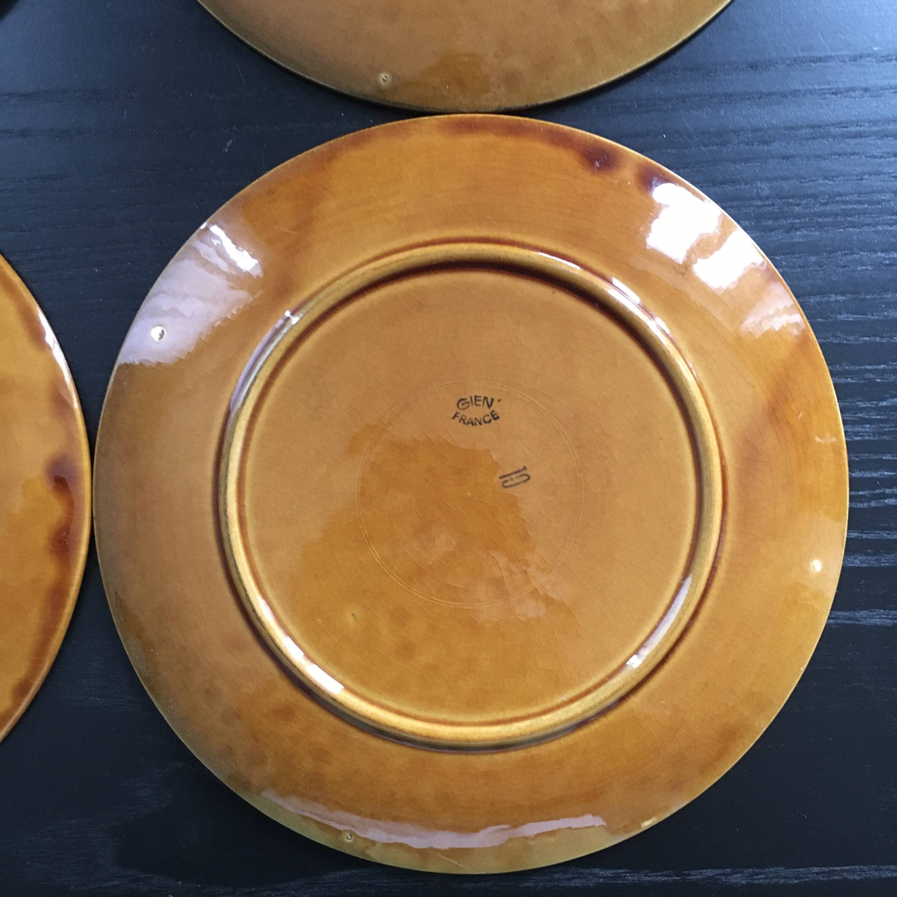 Set of 4 Gien plates