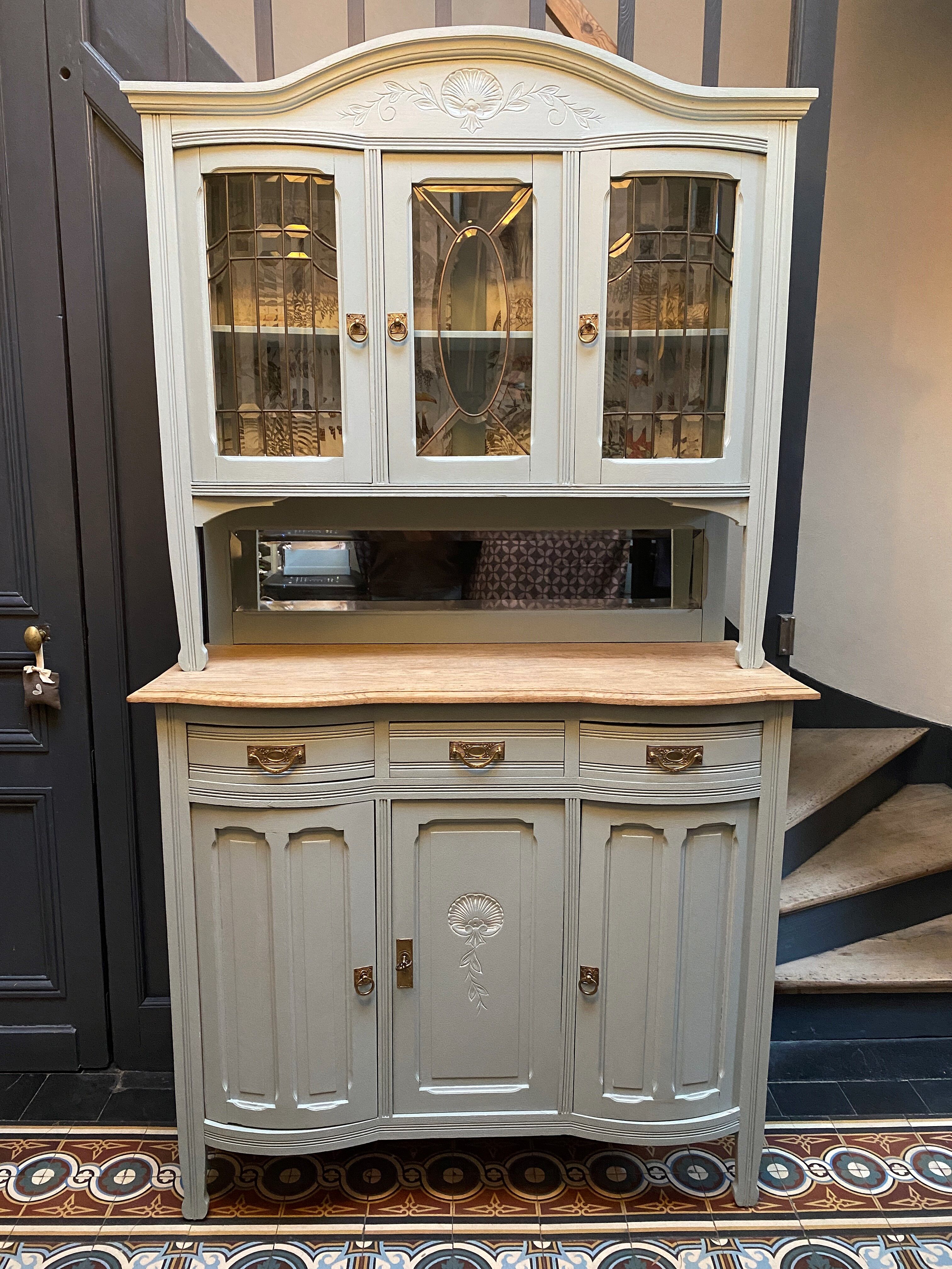 Two-body buffet cupboard