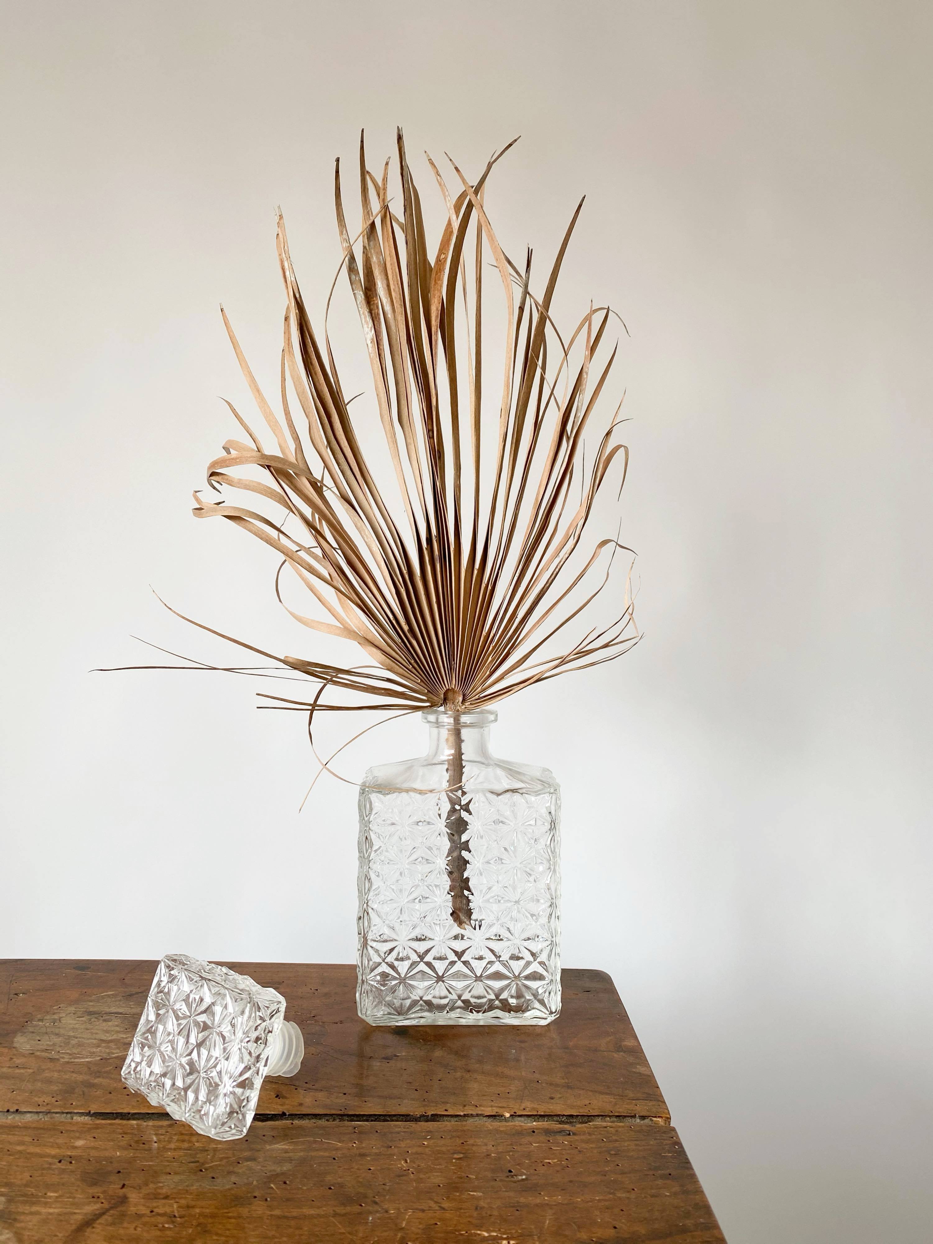 Diamond tip whisky carafe