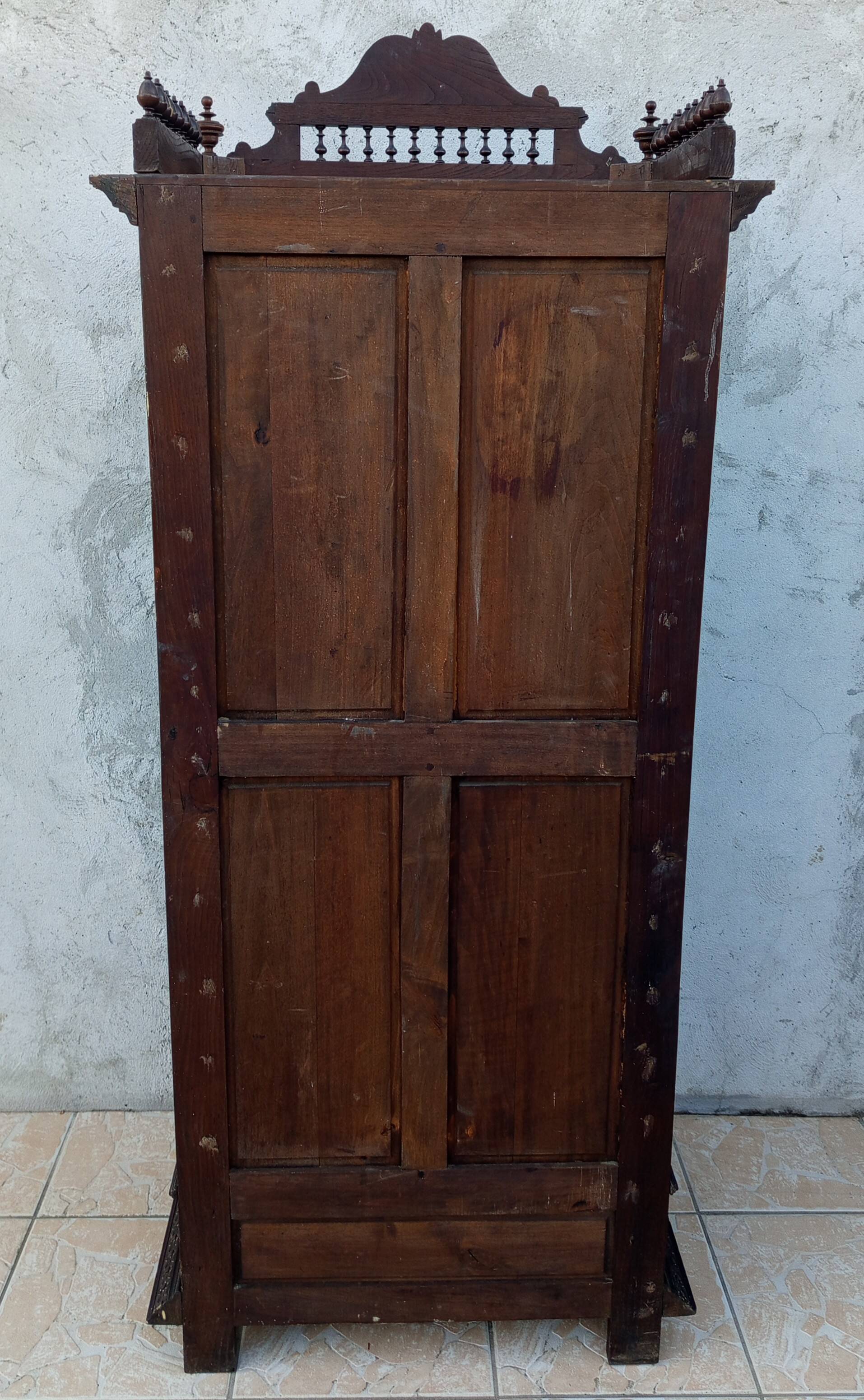 Bonnetière Breton style wardrobe in natural wood