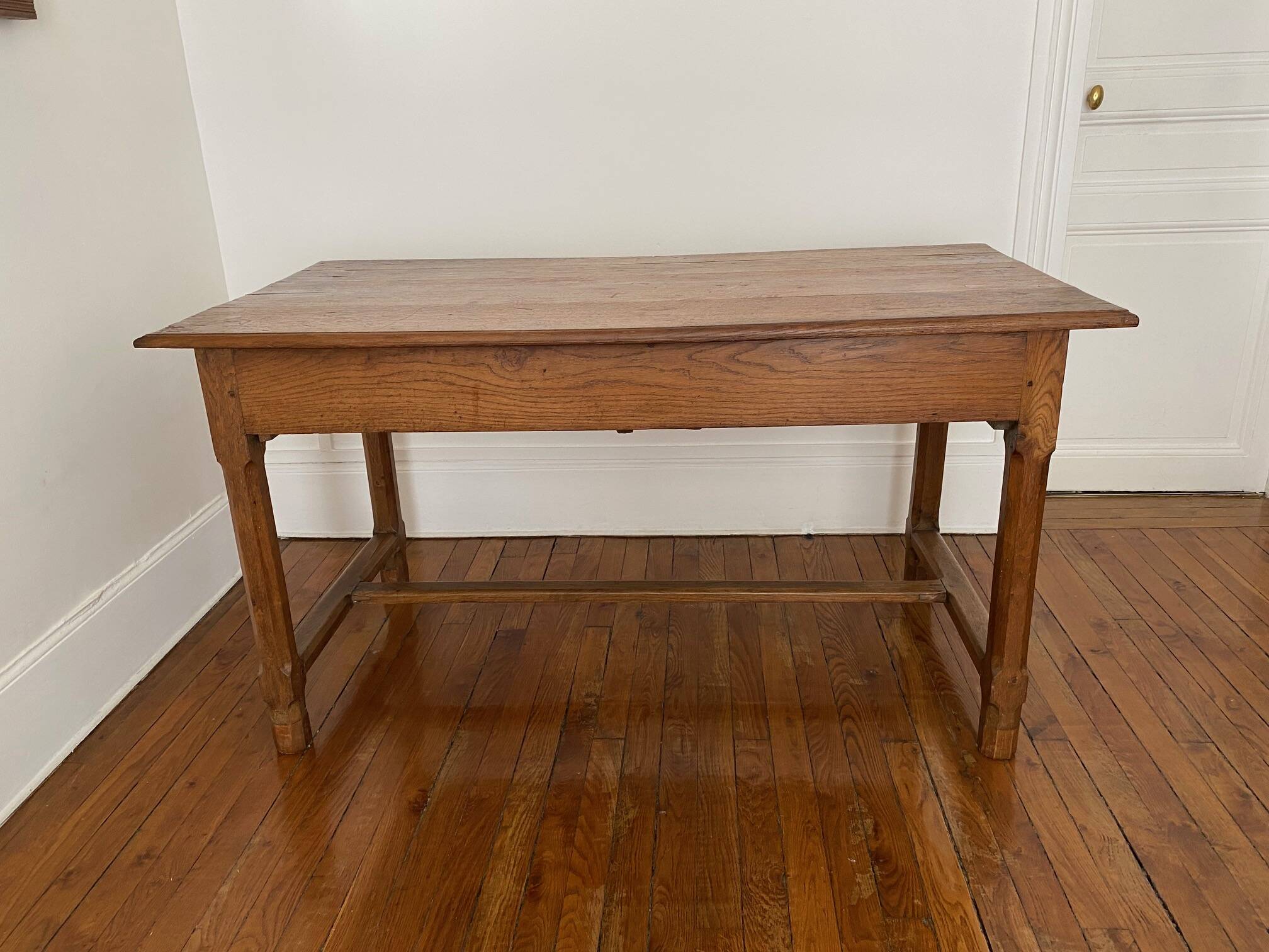 Oak farmhouse table from the early 19th century