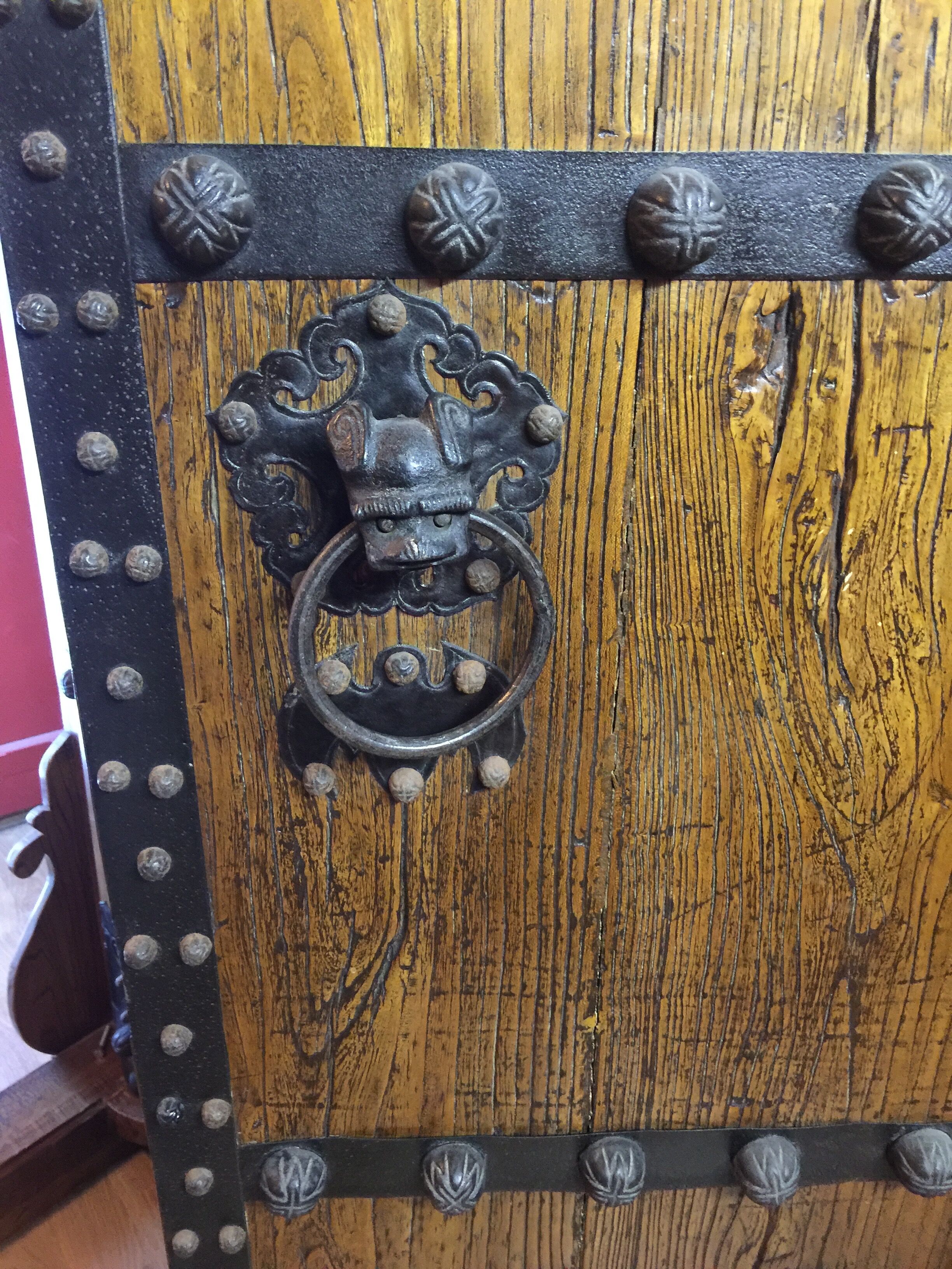 Of entry door Vietnamese Chinese wooden massif beginning of the 20 th