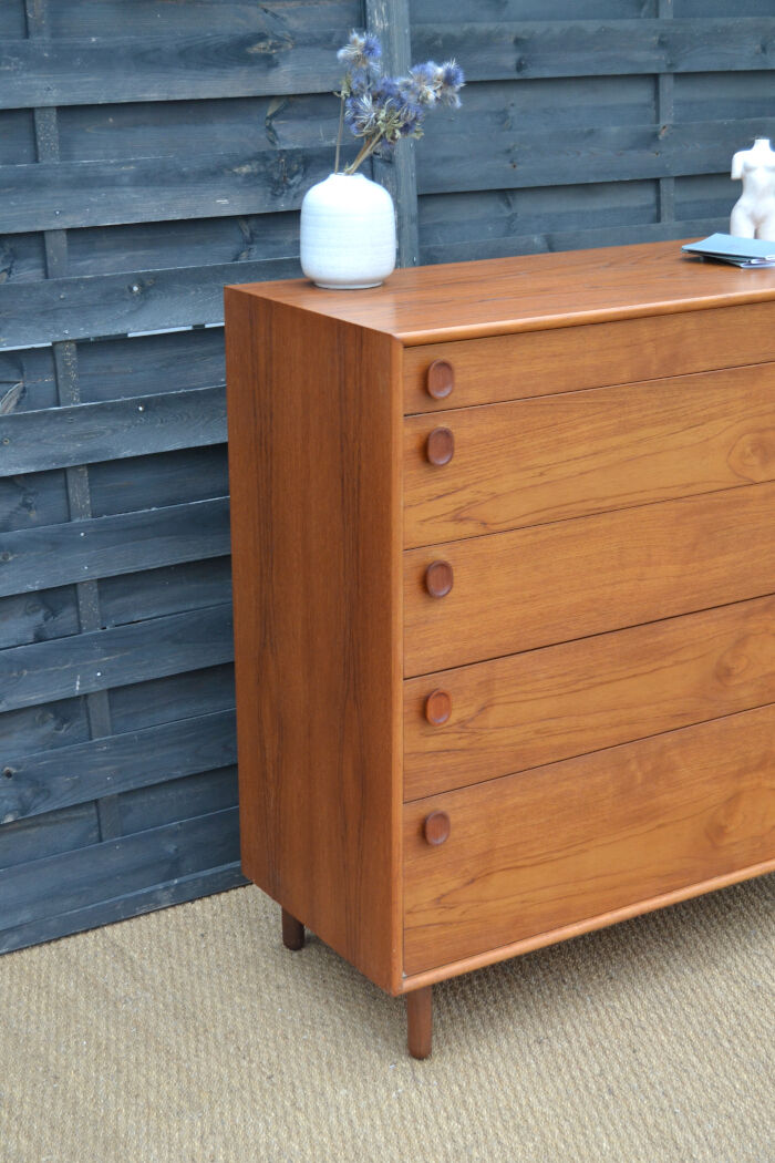 Commode en chêne par Meredew * 98 cm