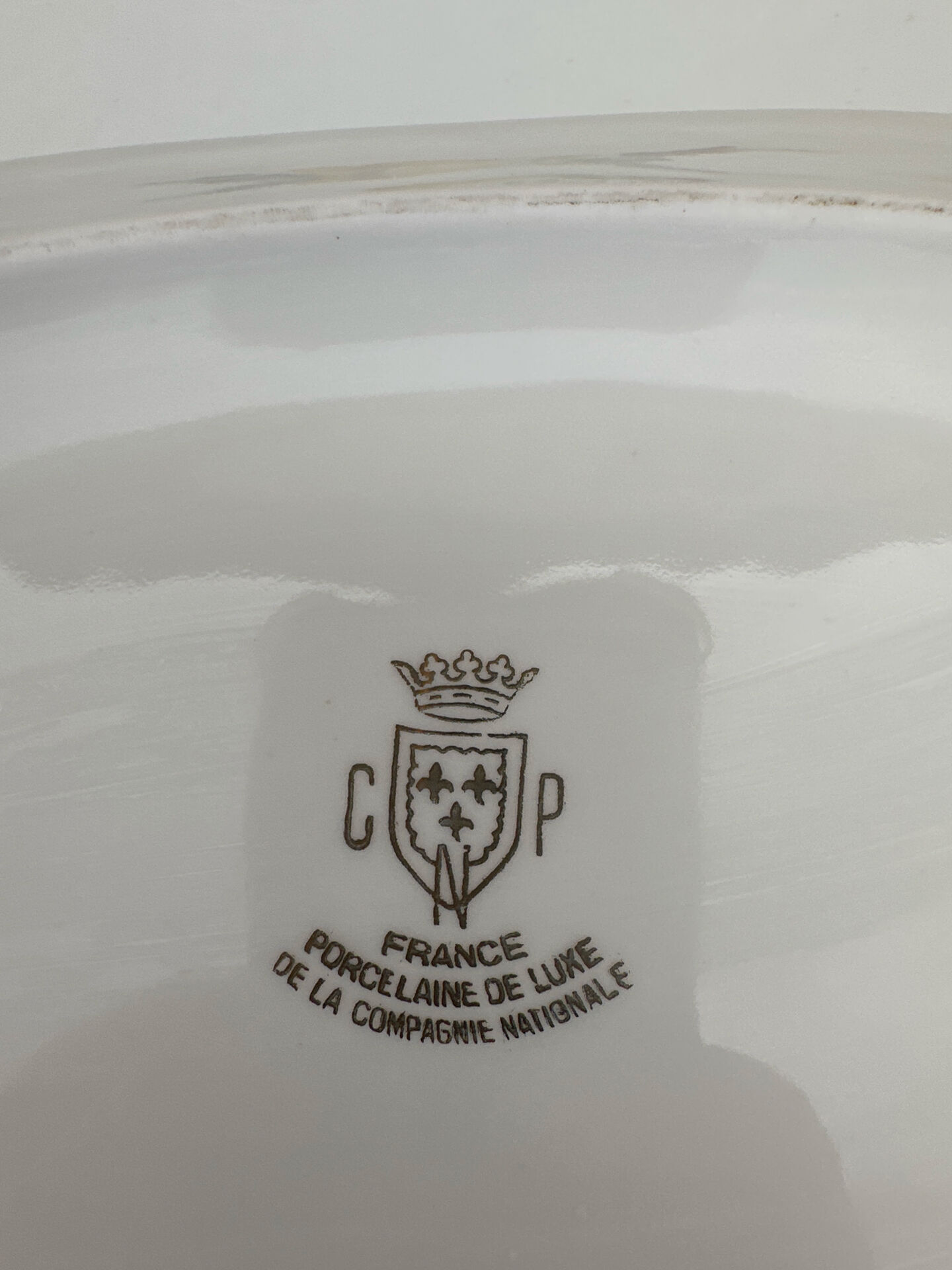 Set of porcelain dishes