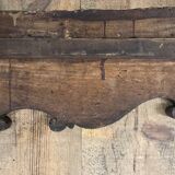 Cornice pediment in low relief in wood