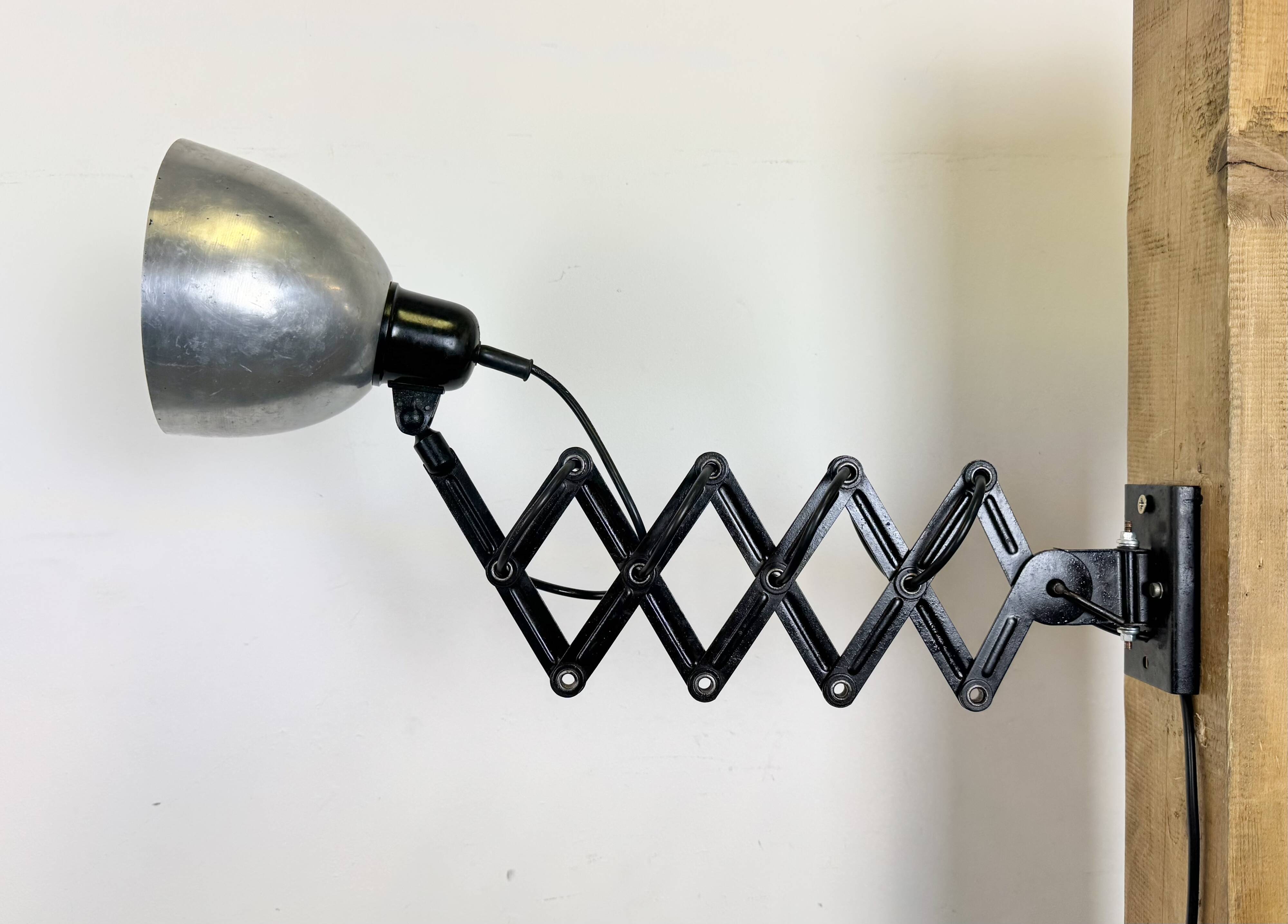 Industrial Midcentury Scissor Wall Lamp, 1950s