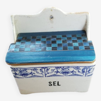 Porcelain salt box with straw marquetry lid. French creator