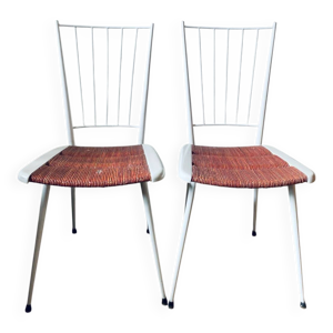 deux chaises métal et