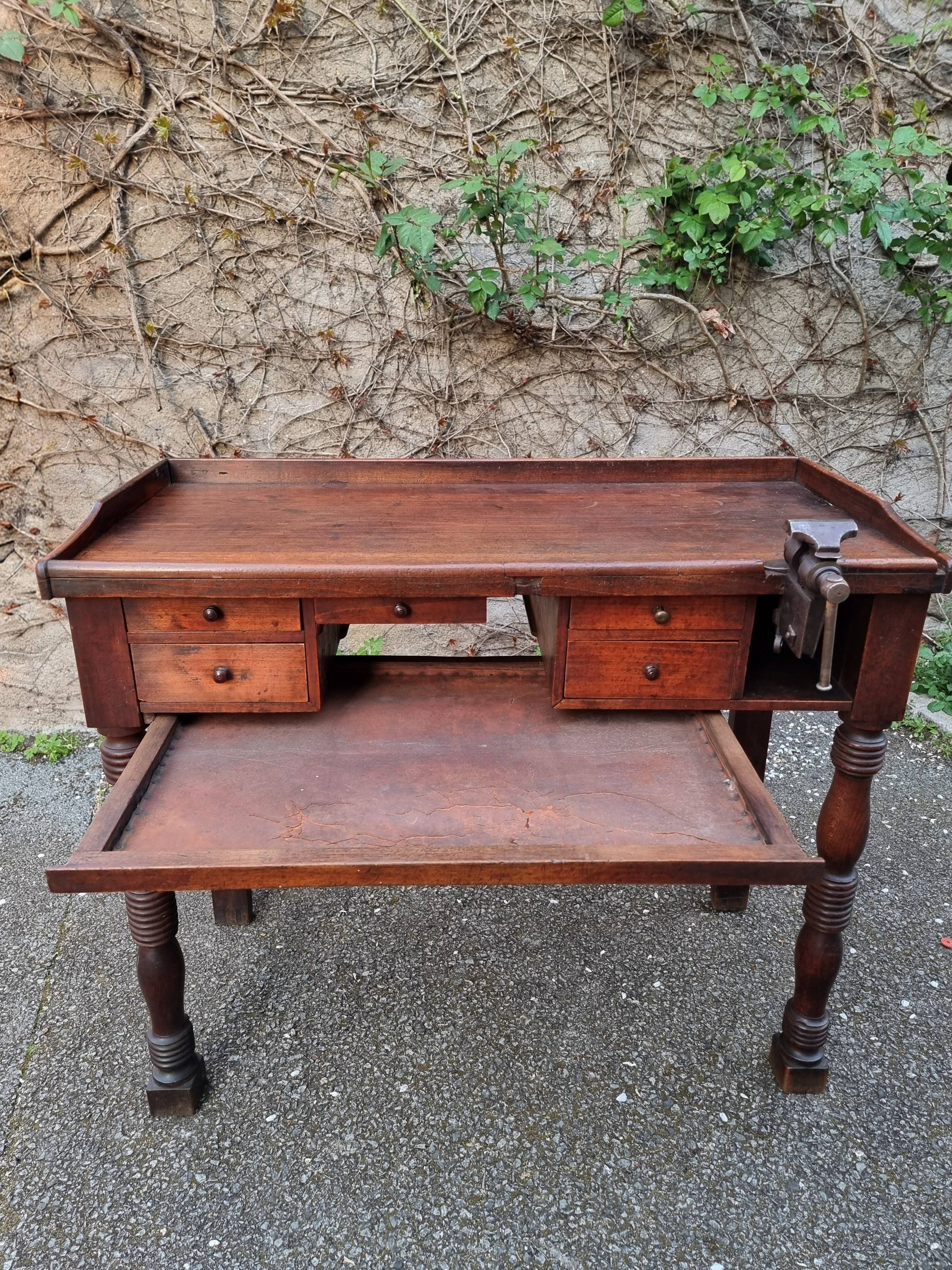 French antique watchmaker's bench – Table with drawers, vice, and original sliding leather surface – circa 1900