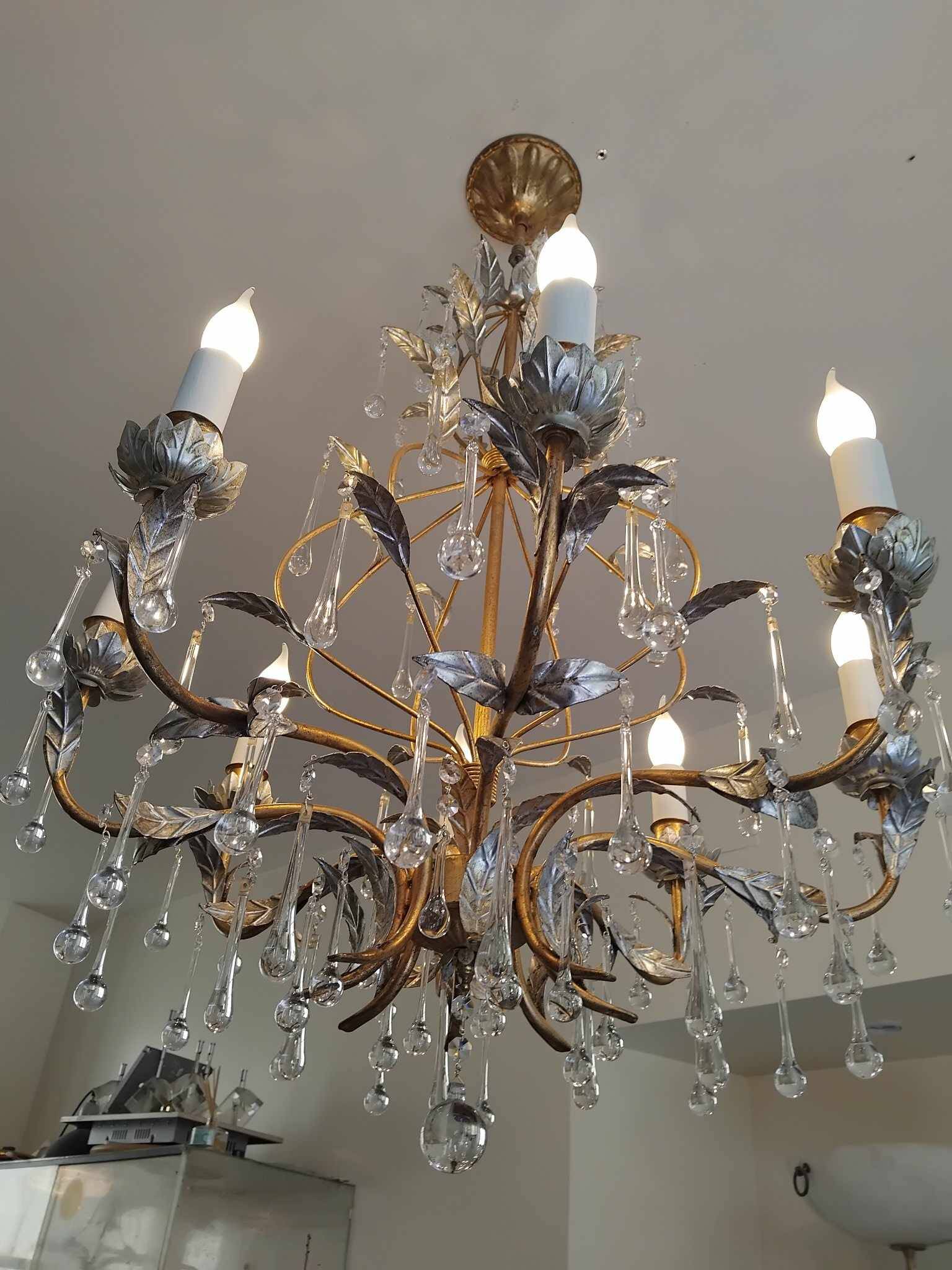 Holywood Regency 70's 8-light chandelier