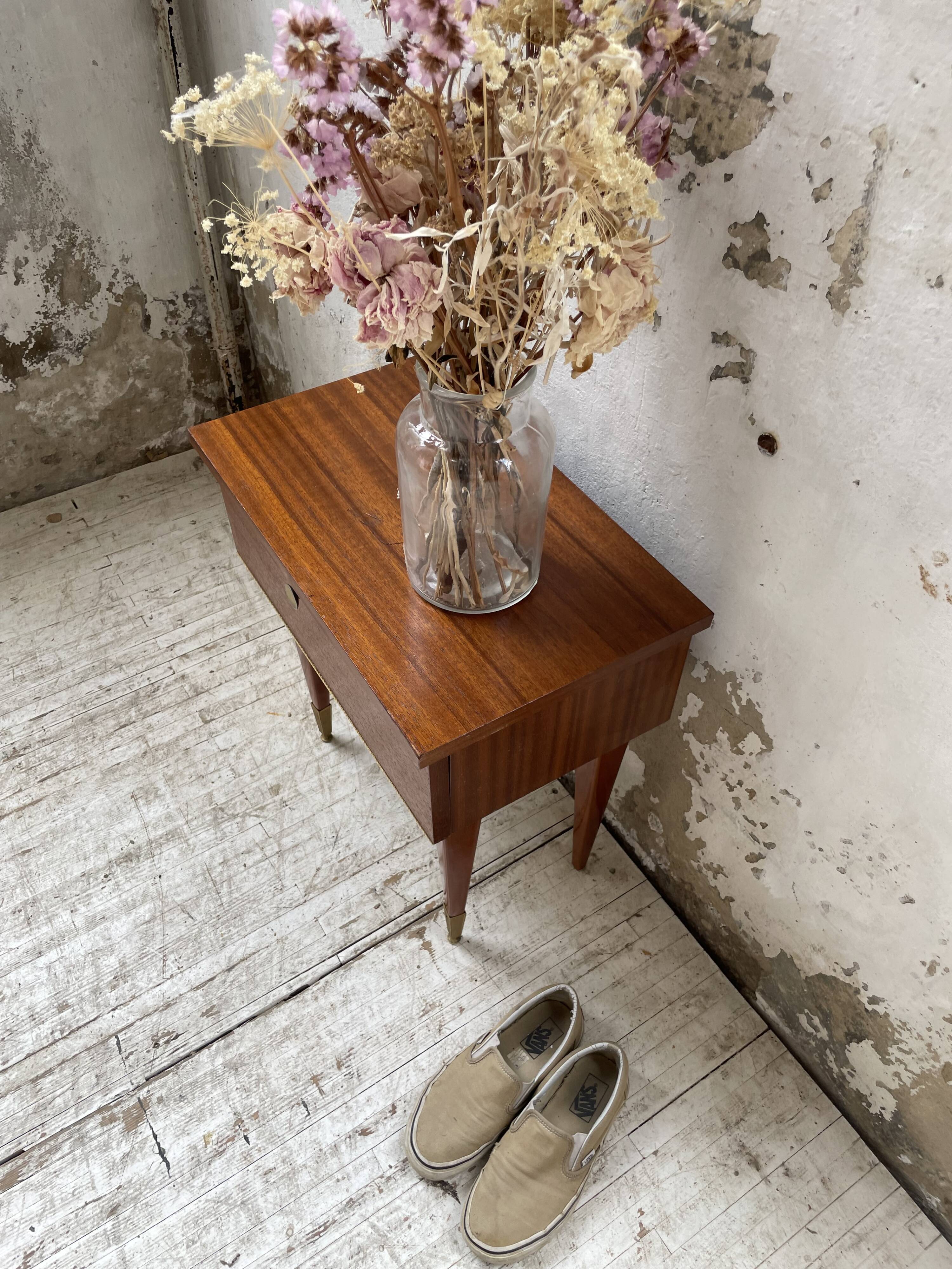 Vintage mahogany veneer bedside table