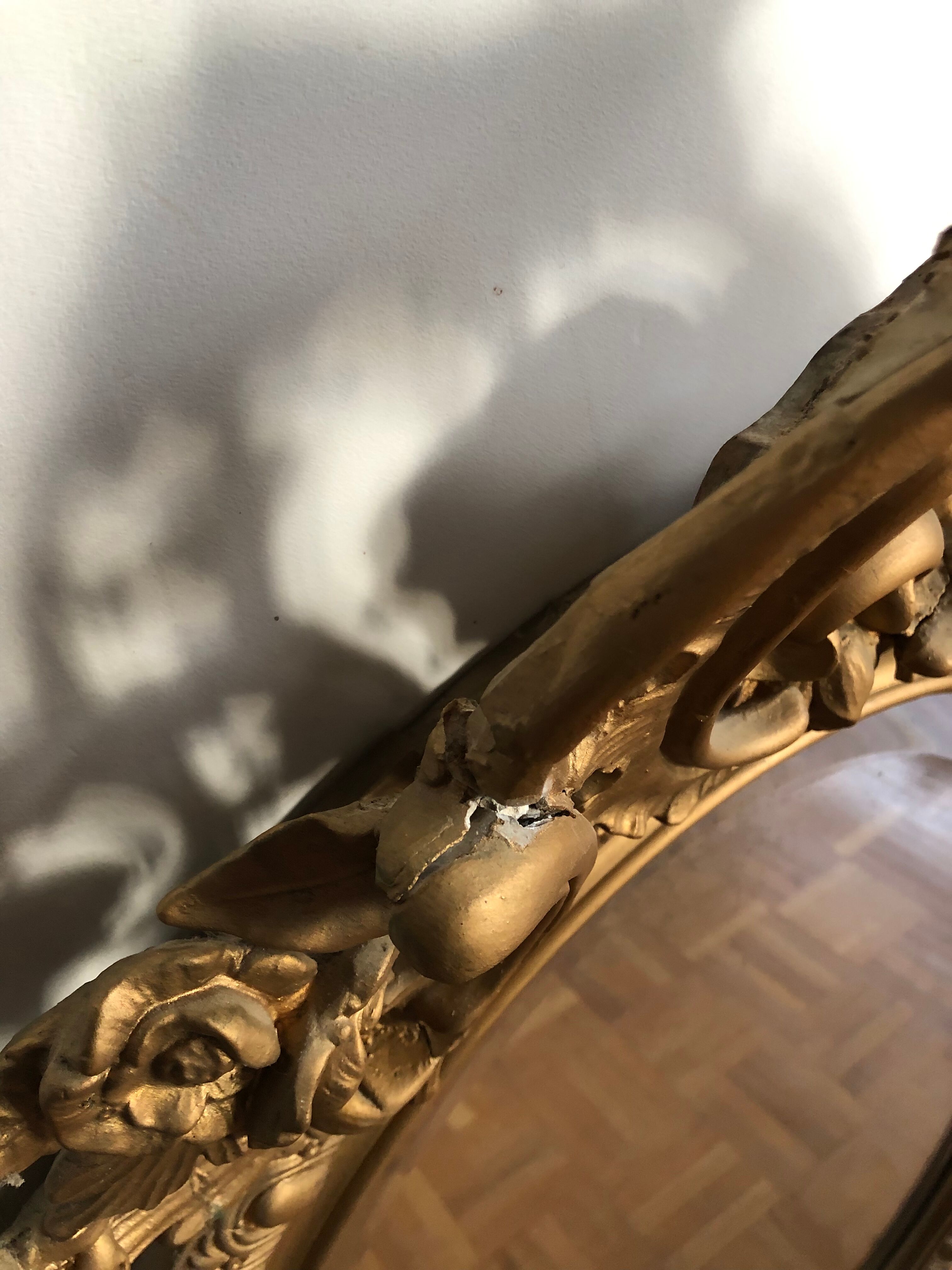 Oval mirror with pediment, 100x70 cm