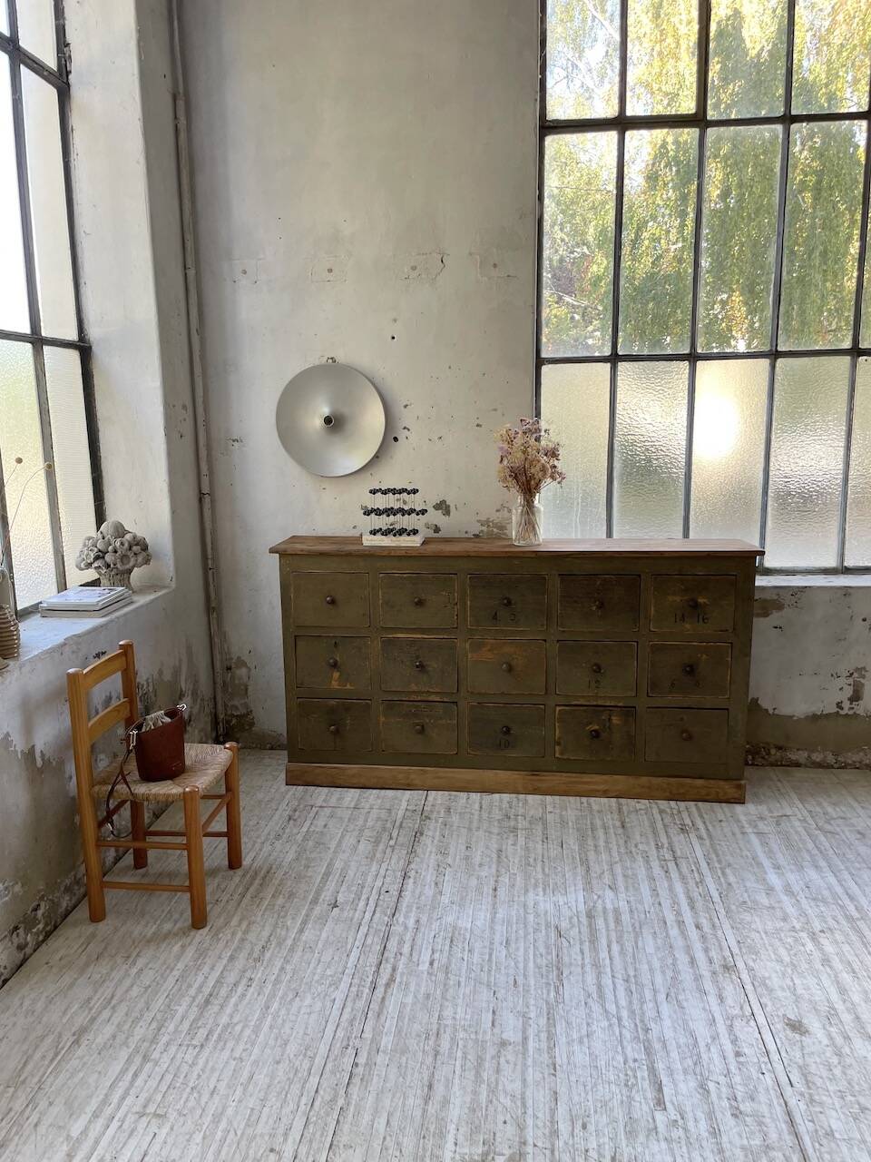 Green patina workshop furniture