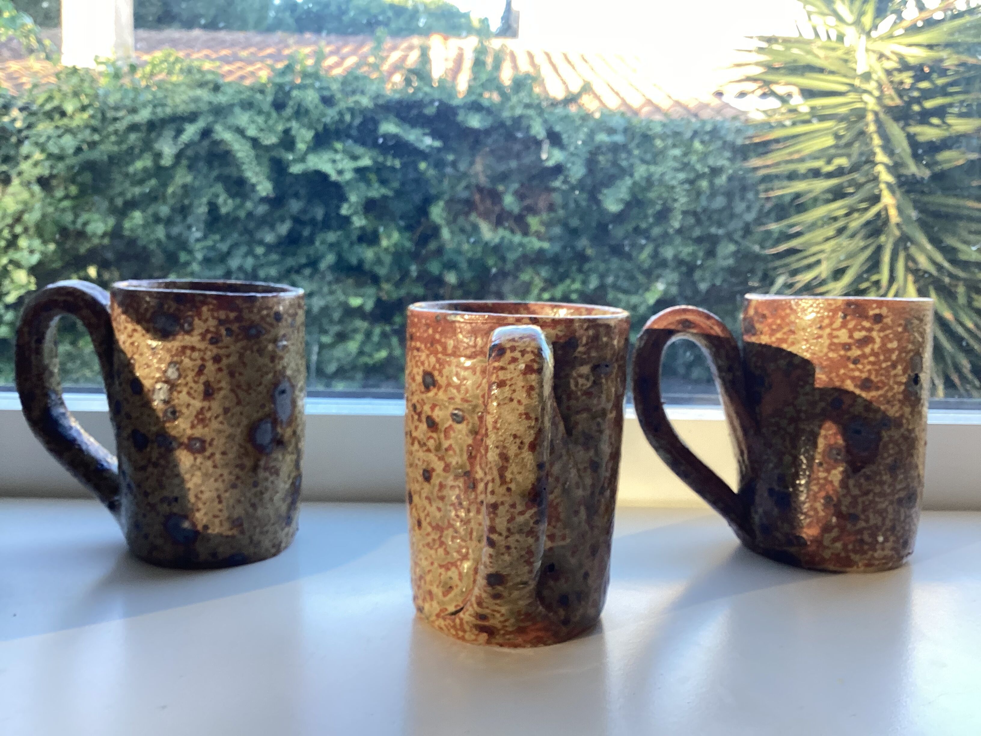 Set of 6 mugs in pyrite sandstone
