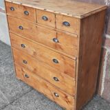 Commode ou meuble à tiroirs