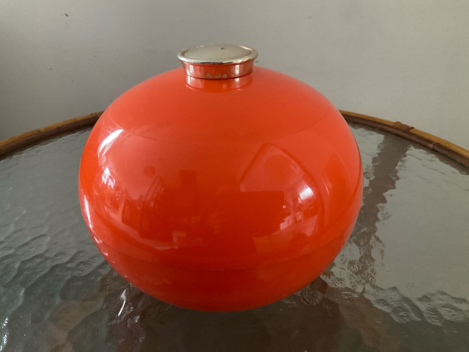 Space Age Ice Cube Tray