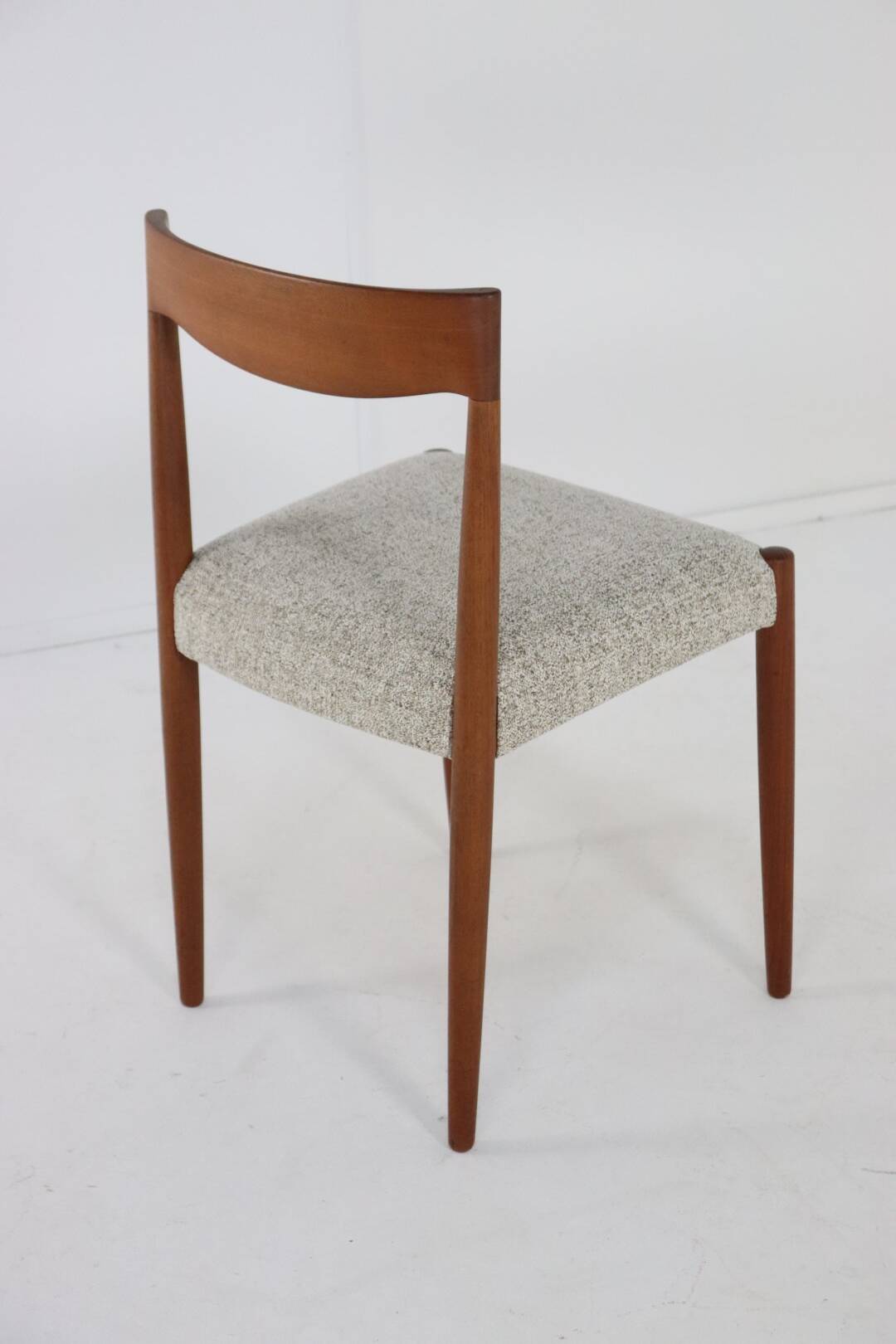 Set of 4 JCA Jensen chairs ‘Hornum’ design danois