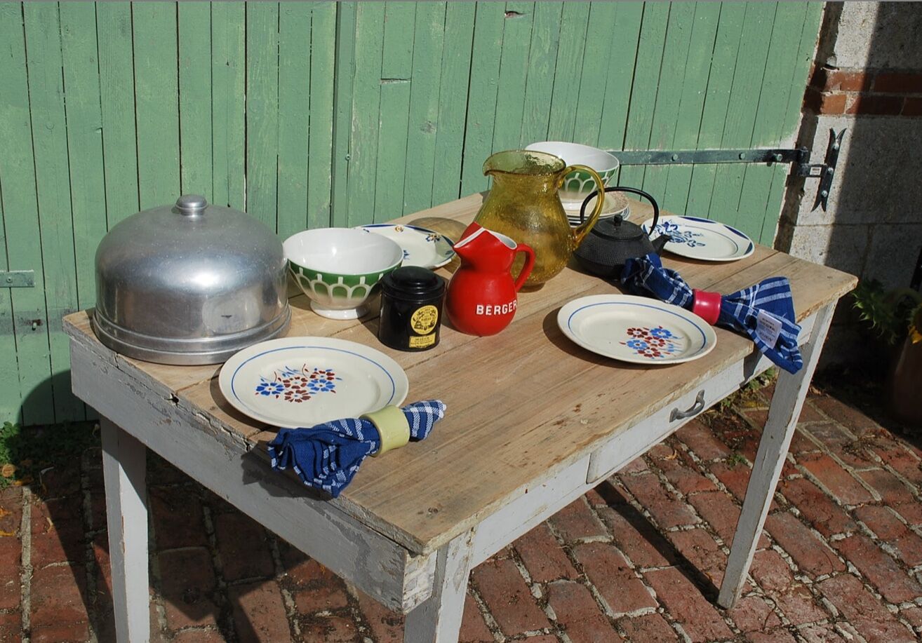 White farm table patinated