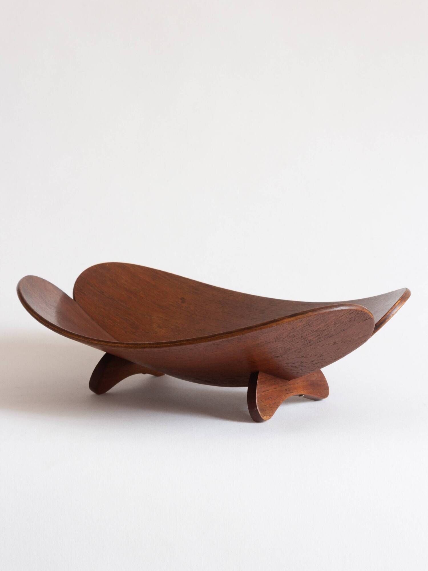 Scandinavian plywood fruit basket, 1960s