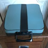 Olivetti Lettera 32 Typewriter