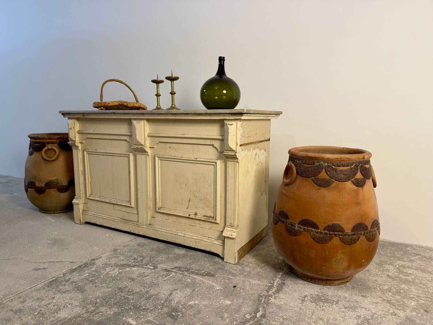 Double-sided shop counter furniture with 6 drawers, length 156 cm.