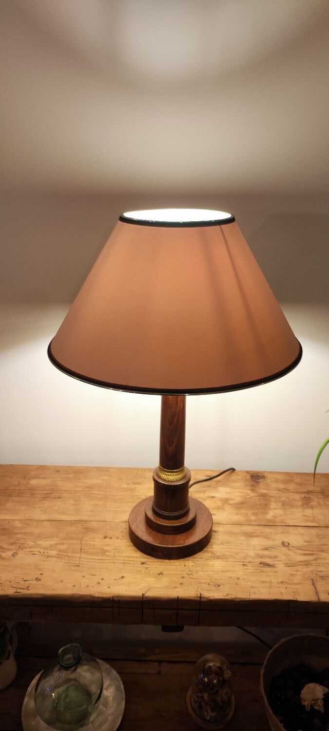 Wooden table lamp