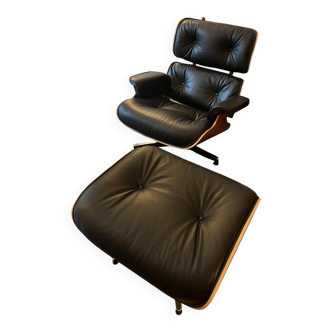 Charles Eames lounge chair
