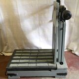 Old-grained scale, early 20th century