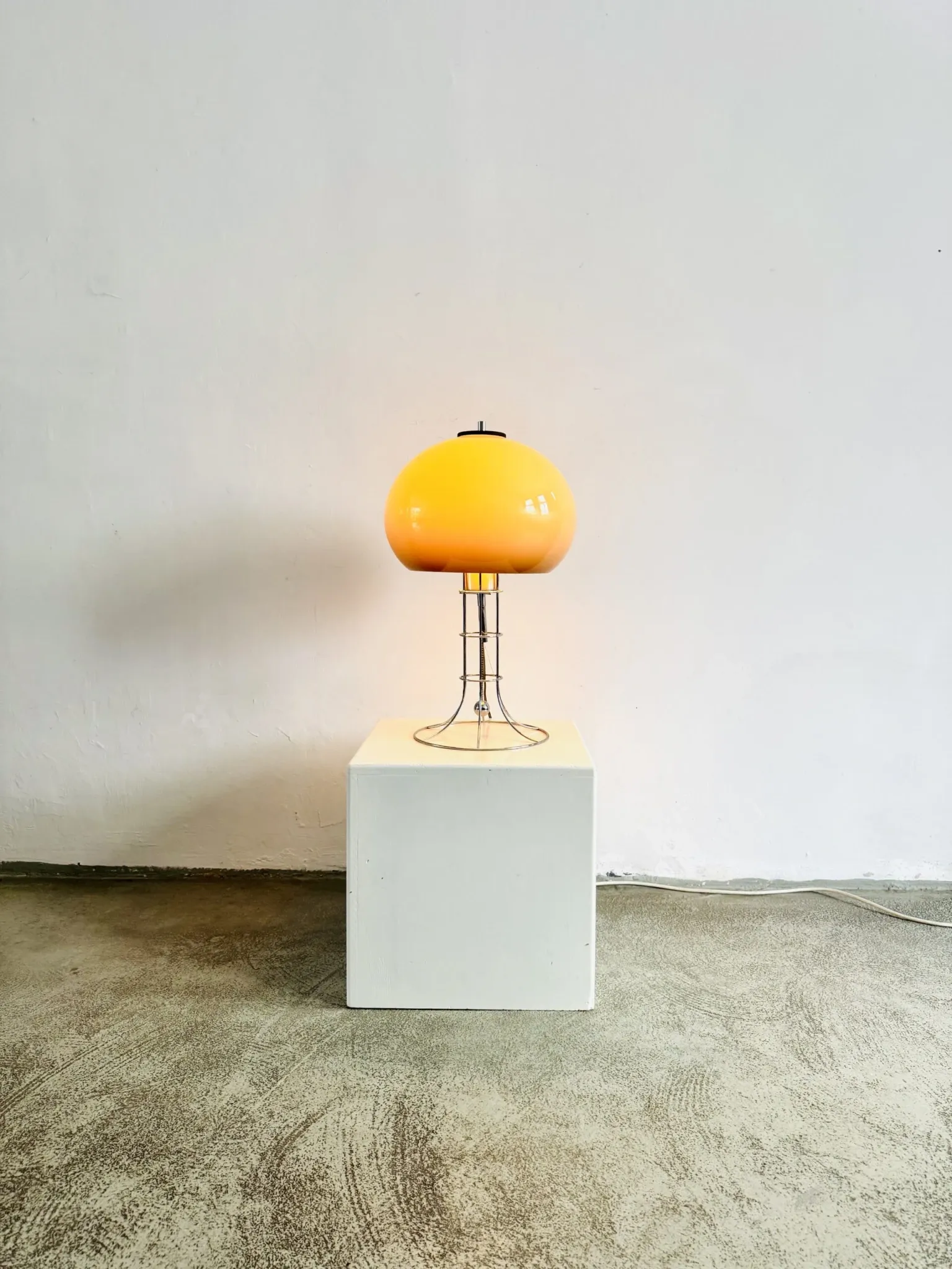 Lampe de table champignon par Herda Verlichting, Pays-Bas, années 1970.
