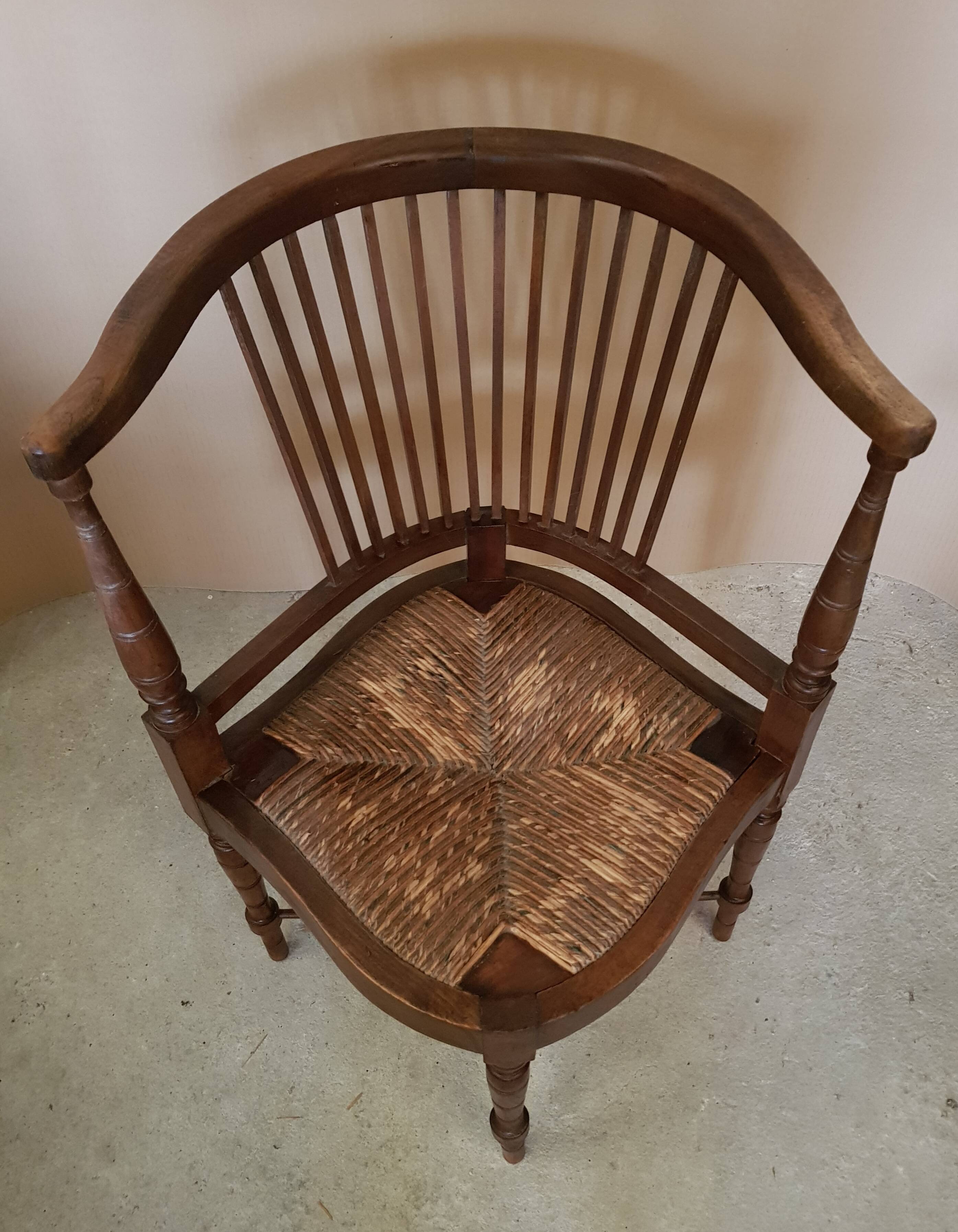 Armchair wood seat straw, couillard type
