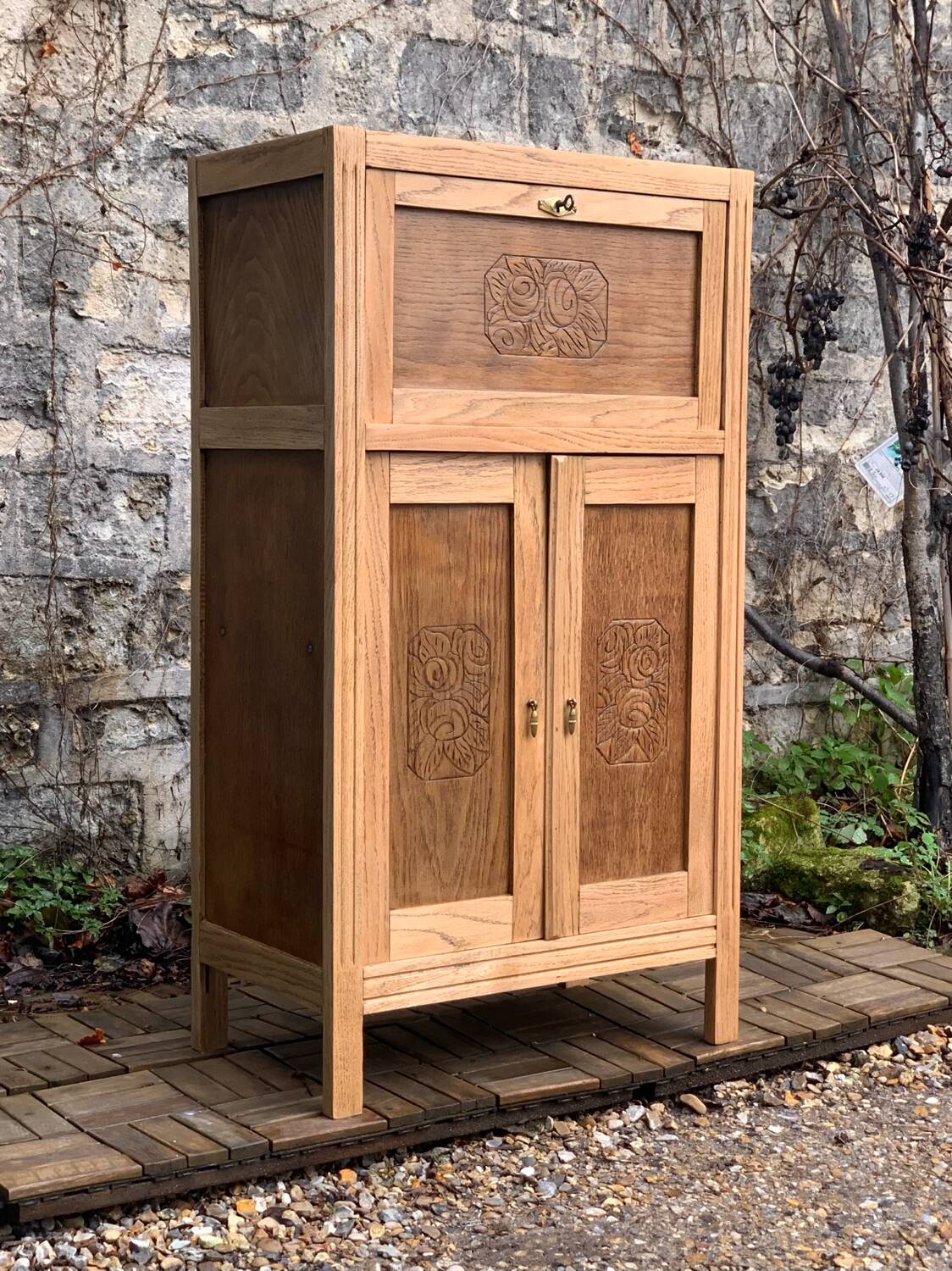 Parisian art deco sideboard in raw oak 1930