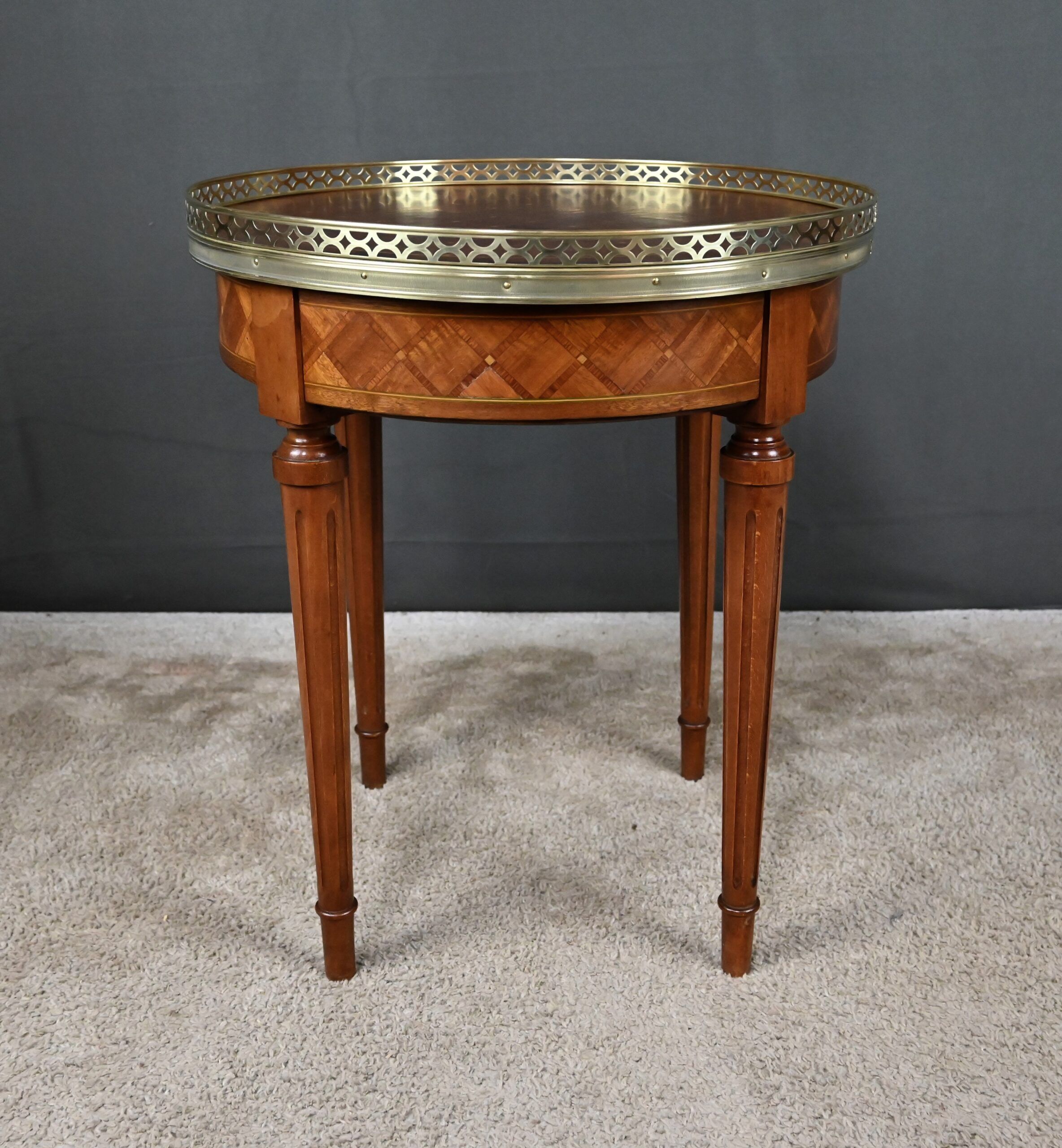 Small bouillotte table in marquetry – mid 20th century