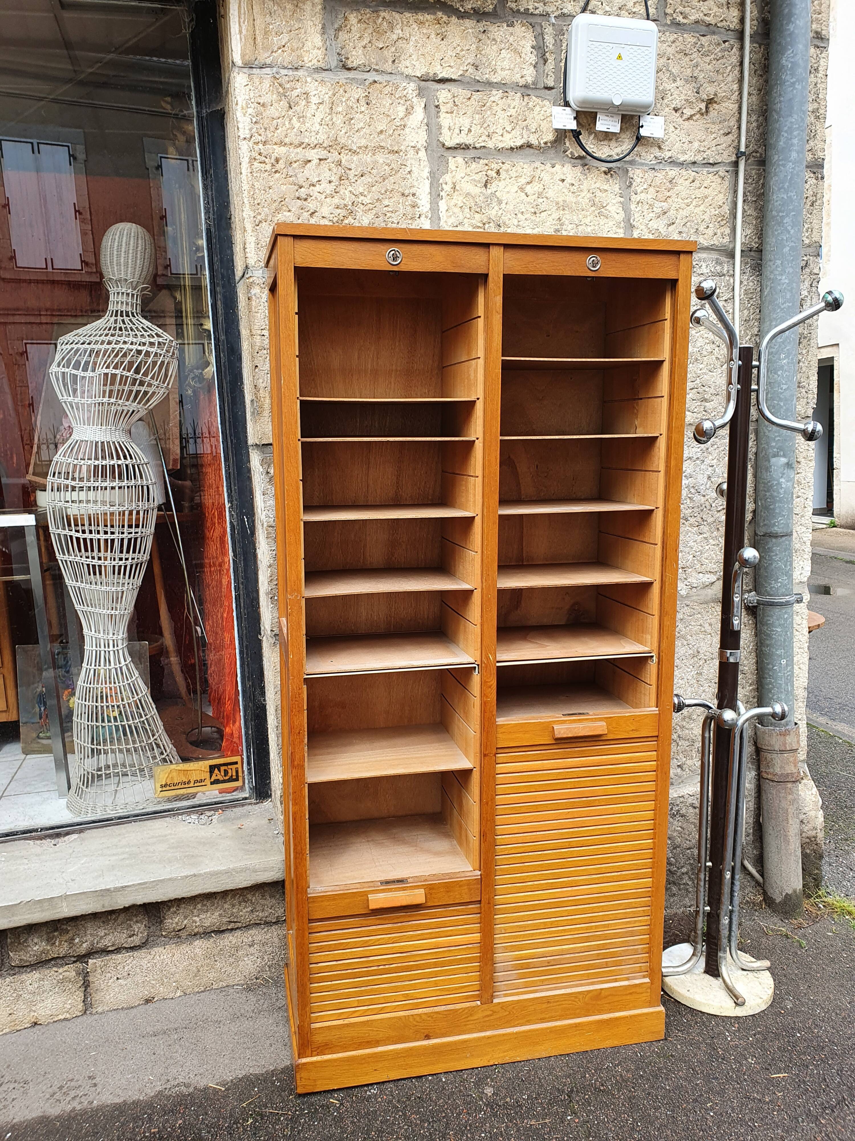 Vintage curtain binder