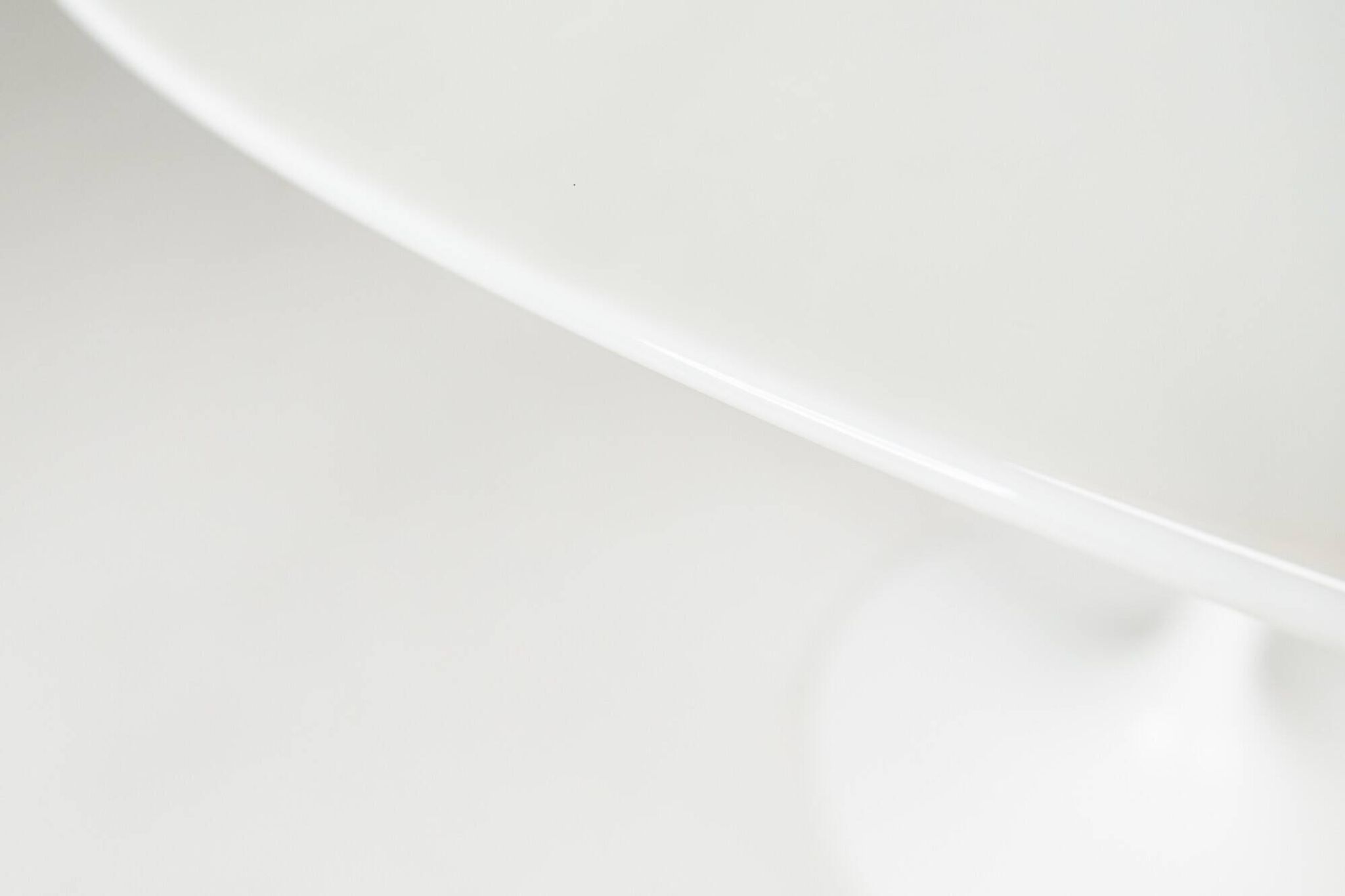 Table à manger ronde tulipe en marbre par Eero Saarinen, années 2000