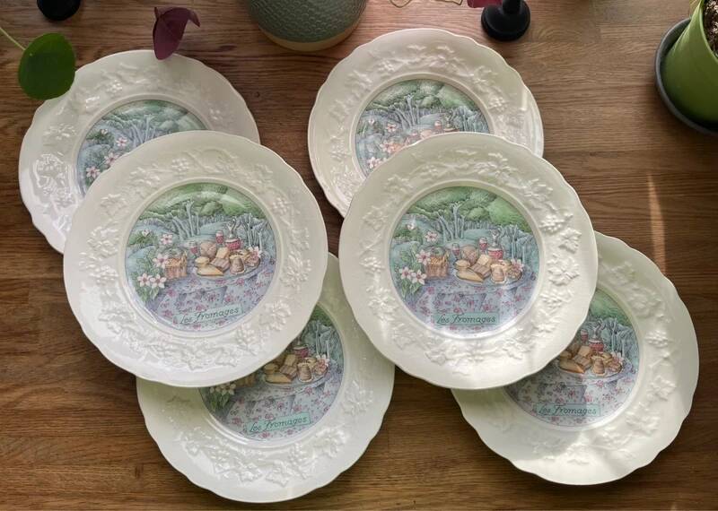 Cheese plates Gien