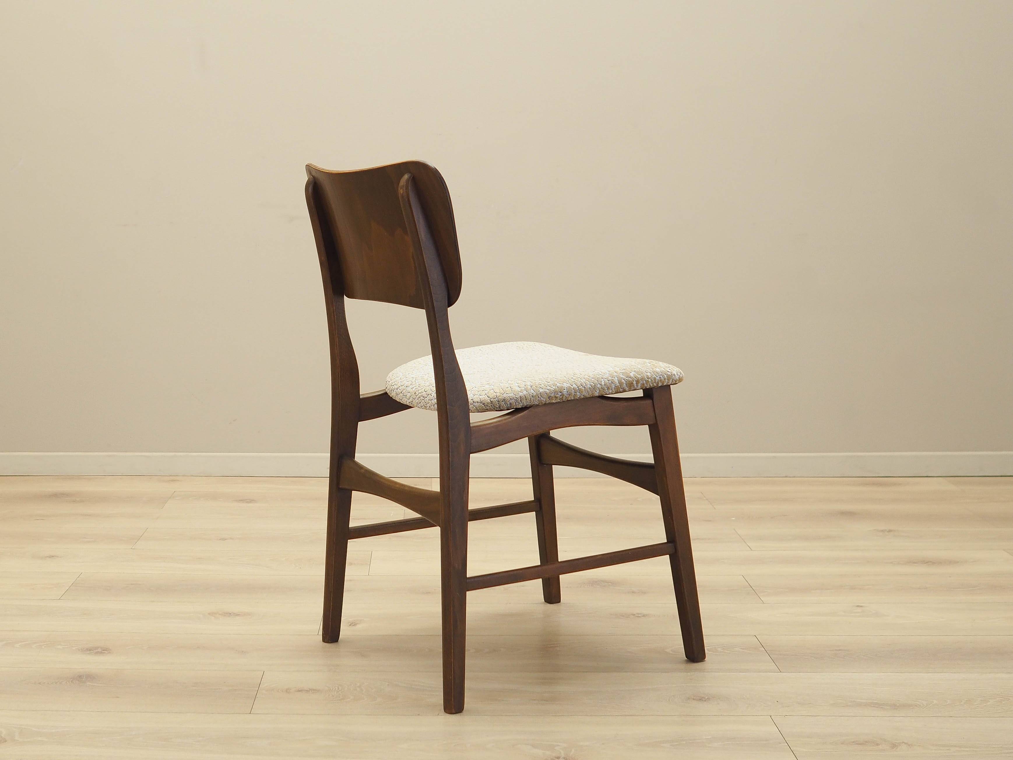 Ensemble de six chaises, design danois, années 1960, fabriquées au Danemark.