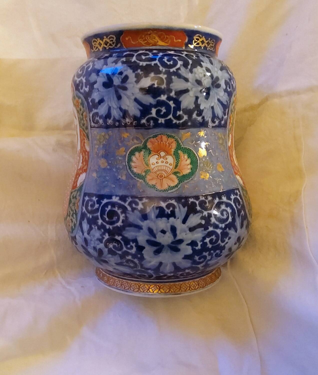 Imari porcelain vase