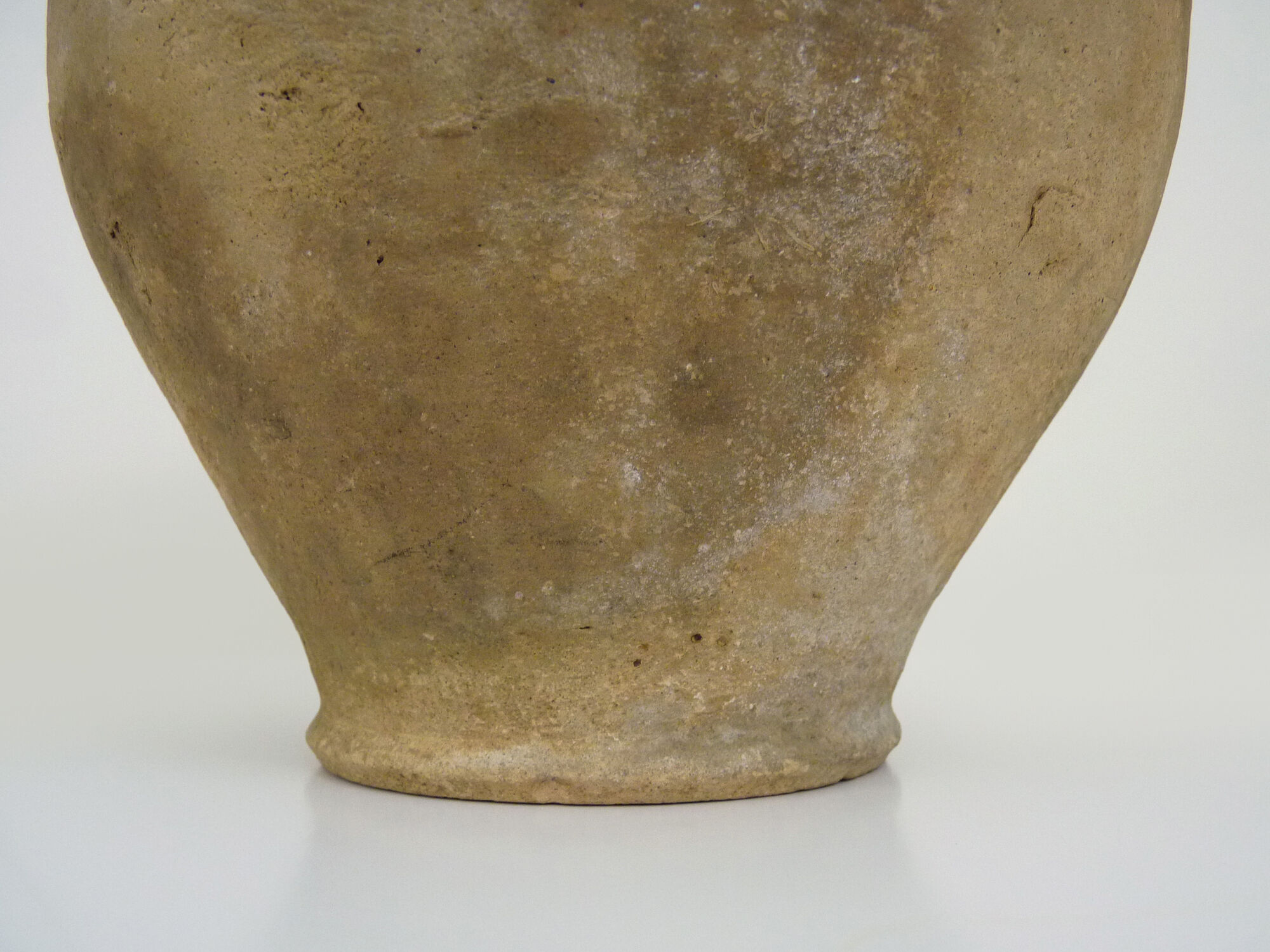 Glazed yellow confit pot, south west of France. Conservation pot. Pyrenees XIXth