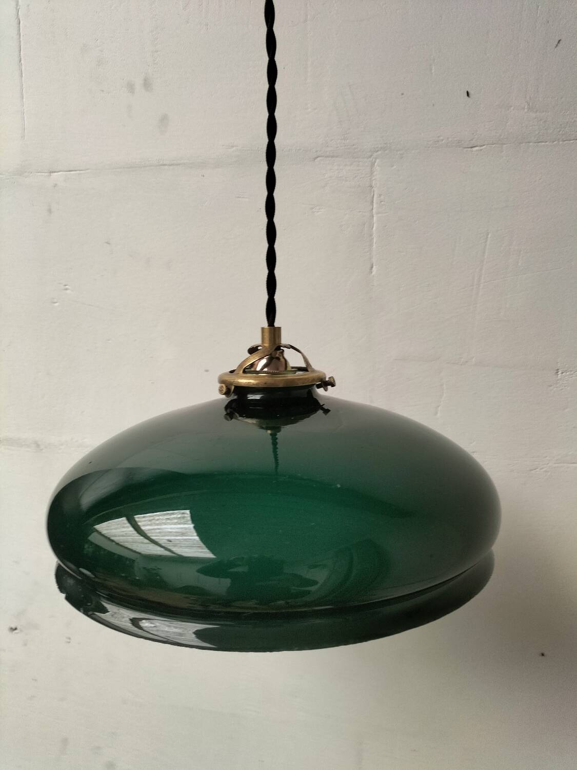 Green opaline suspension