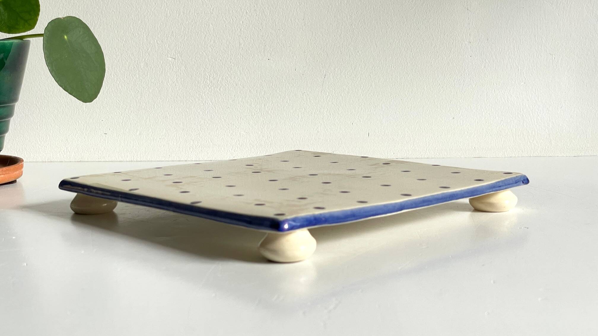 St Clément Vintage Polka Dot Ceramic Trivet
