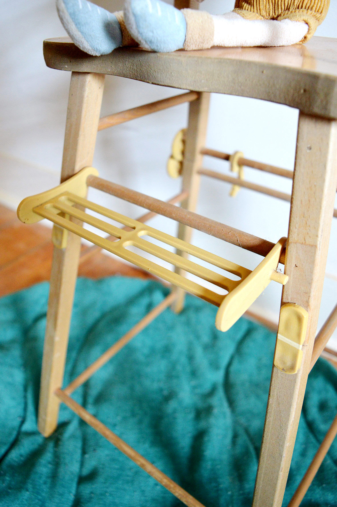 Doll high chair