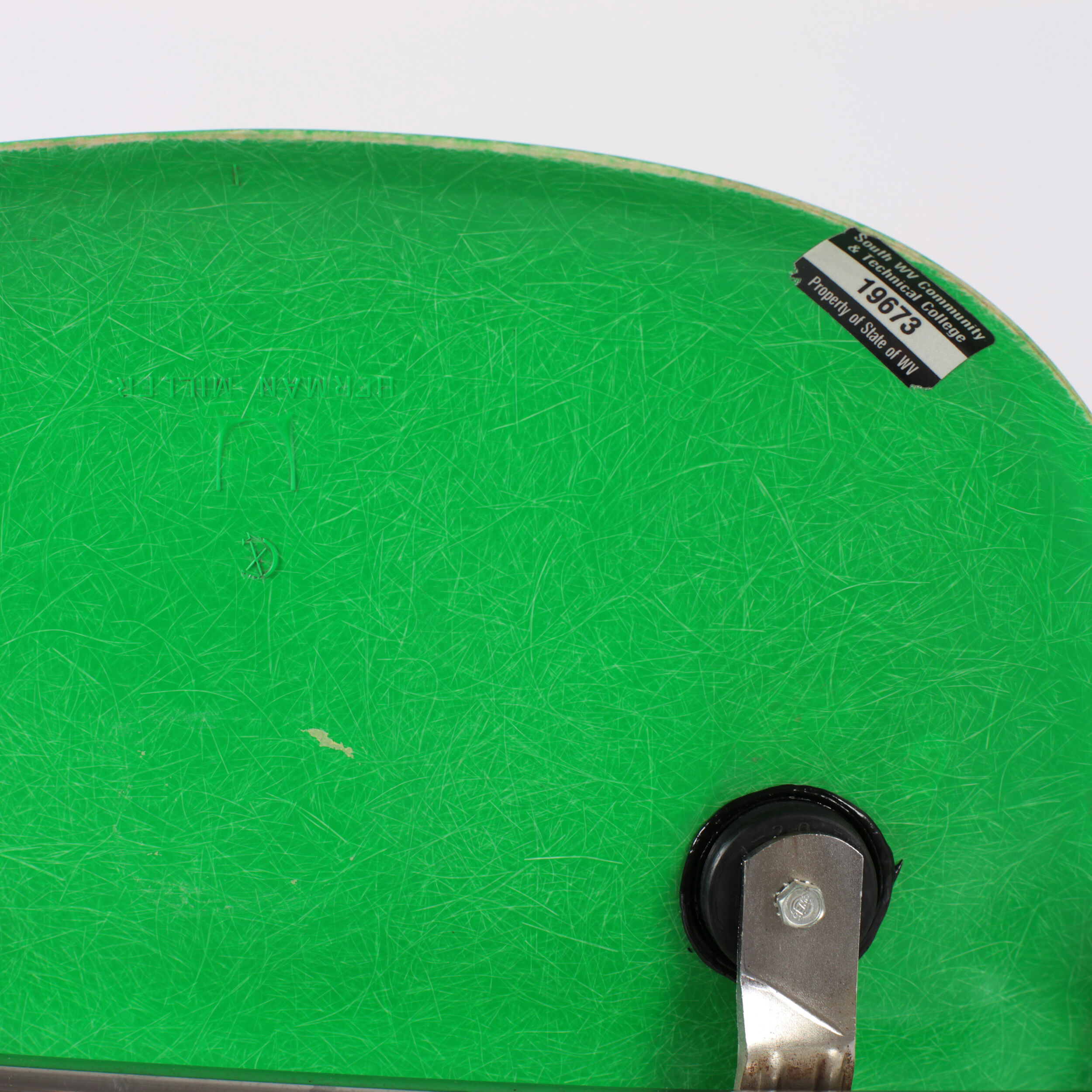 'DSS' chair Eames Herman edition Miller Kelly