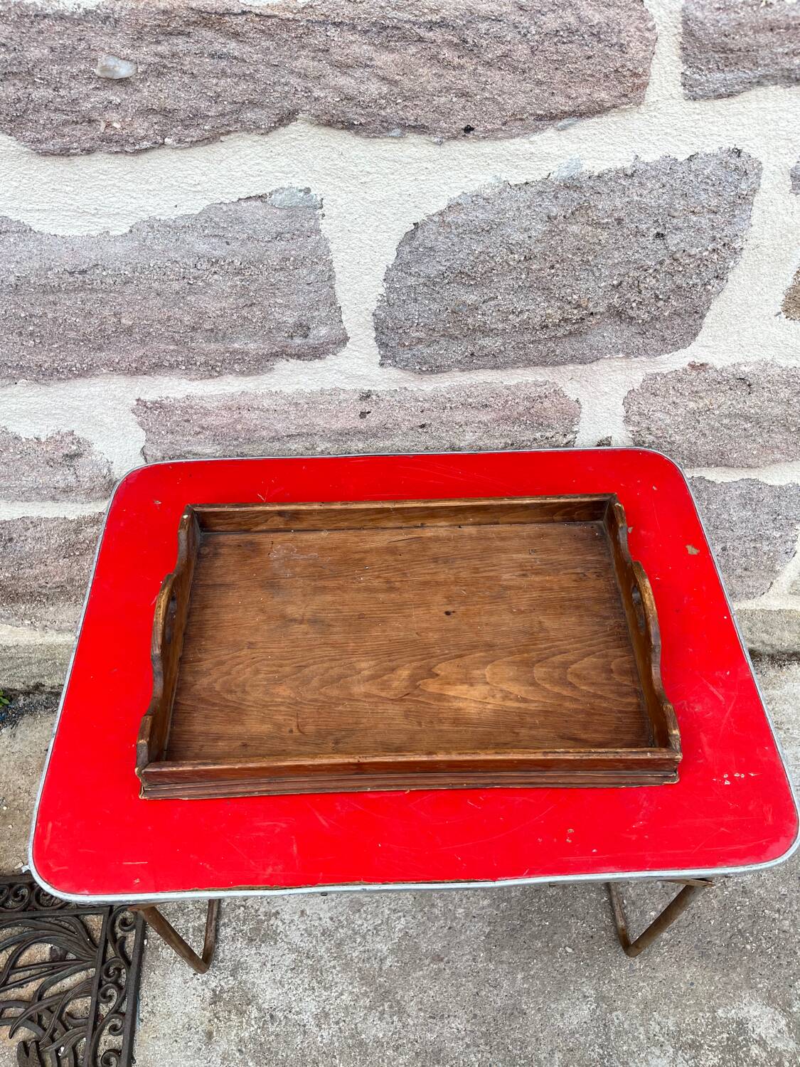 Serving tray