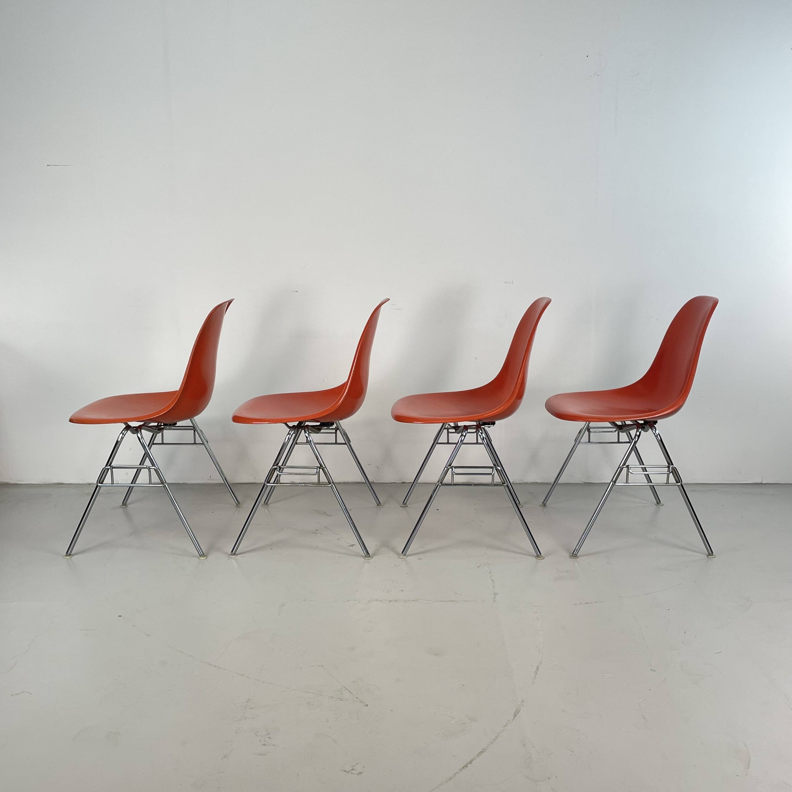 Set of 4 Eames for Herman Miller DSS side chairs in coral