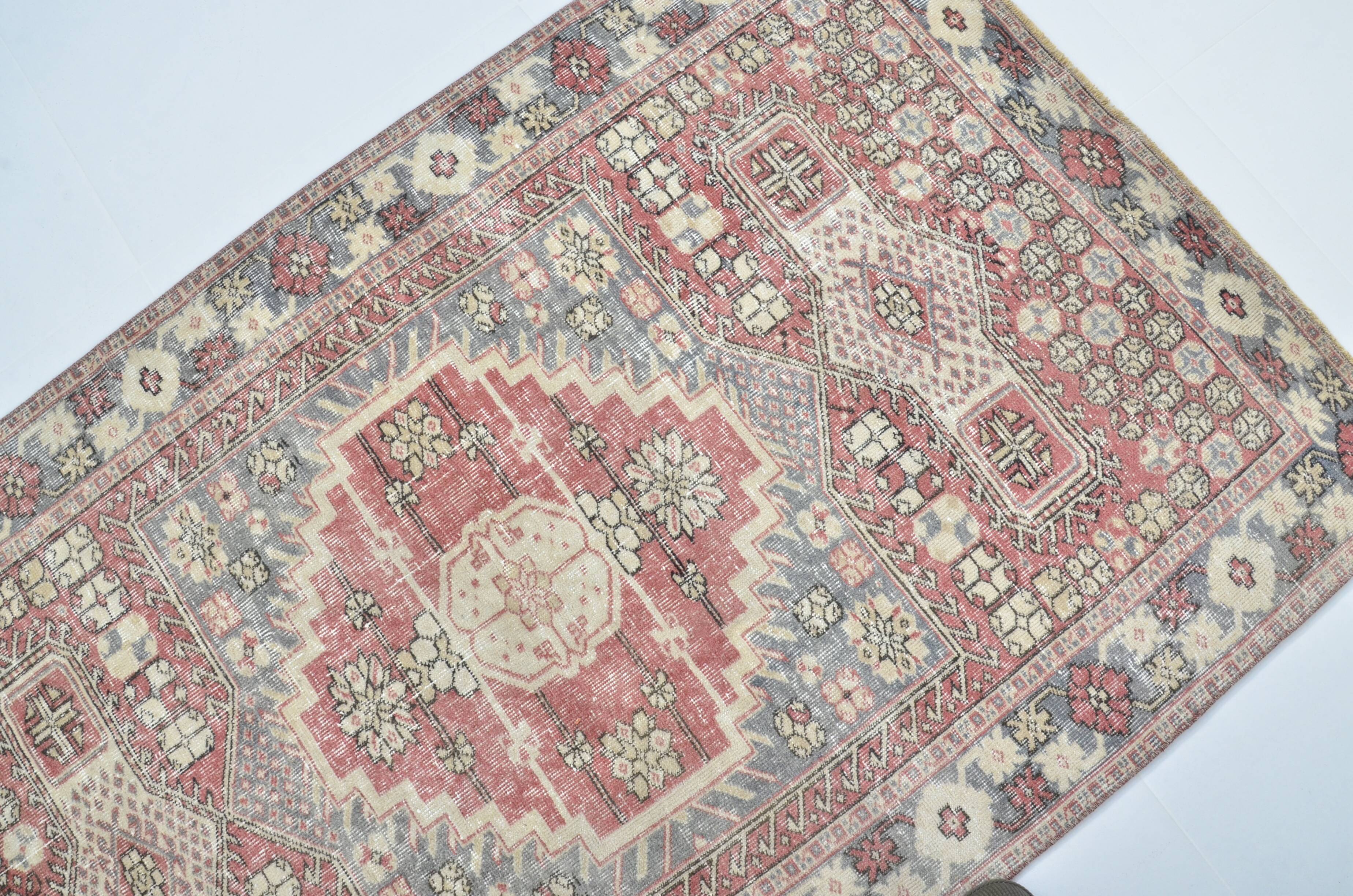 Anatolian Home Living Vintage Carpet sku 3084