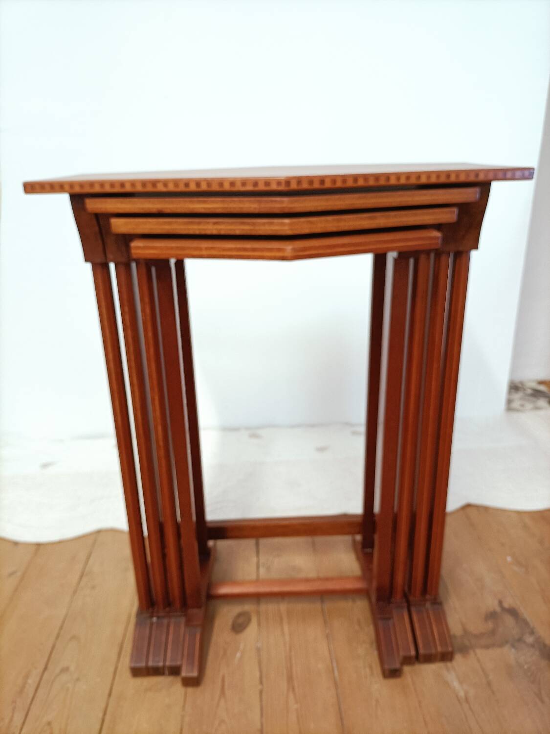 4 nesting marquetry tables