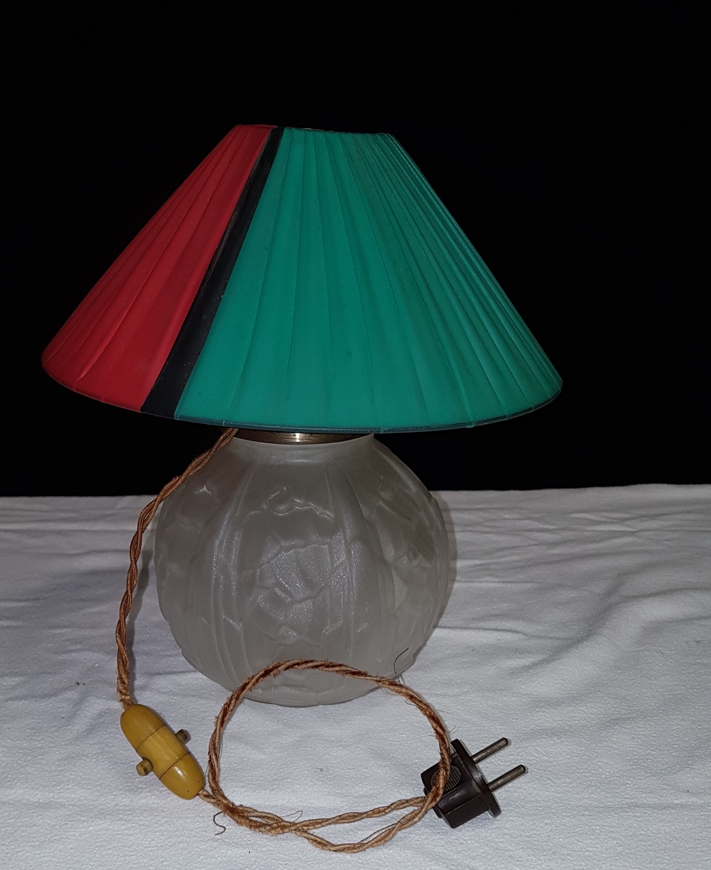 Art Deco opaline lamp