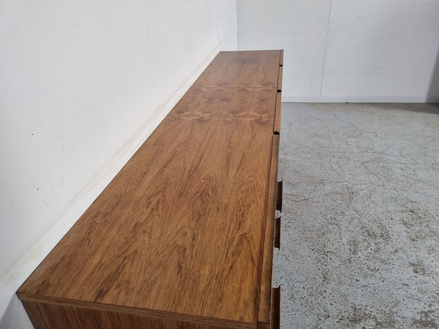 Scandinavian row in rosewood and chrome, 60s